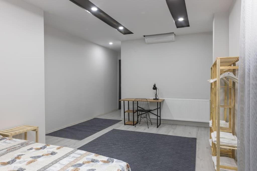 Appartement 1-kaleici Ve Markantalya'ya Yakin Bueyuek Ev