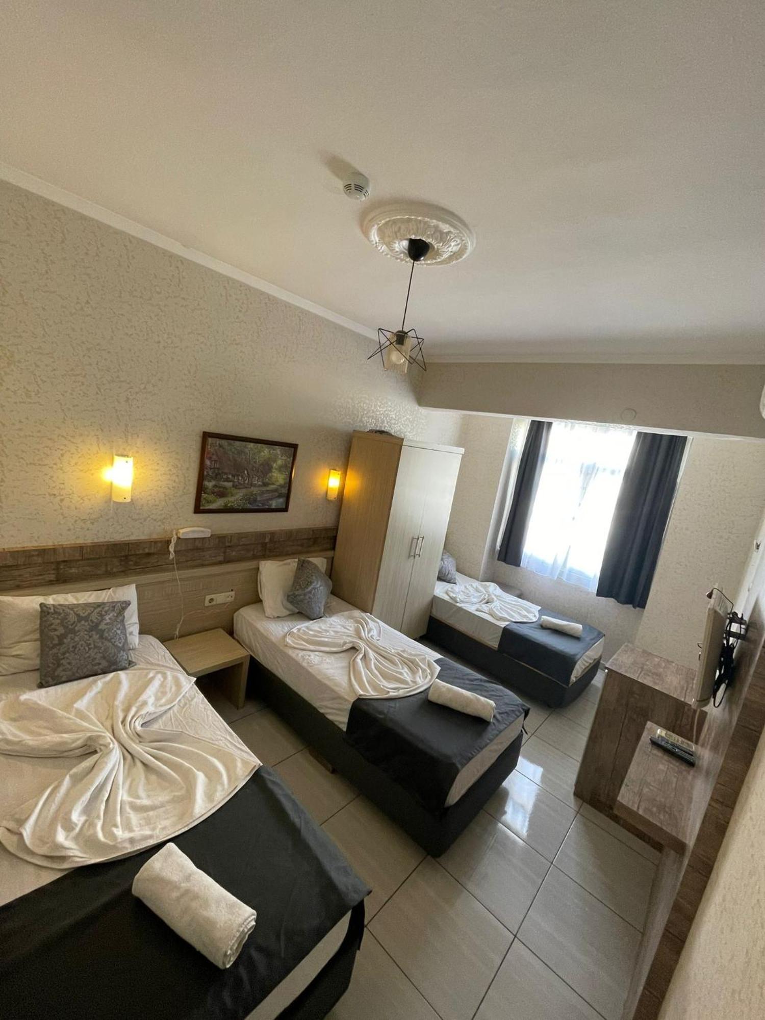 Denizhan Hotel 2*
