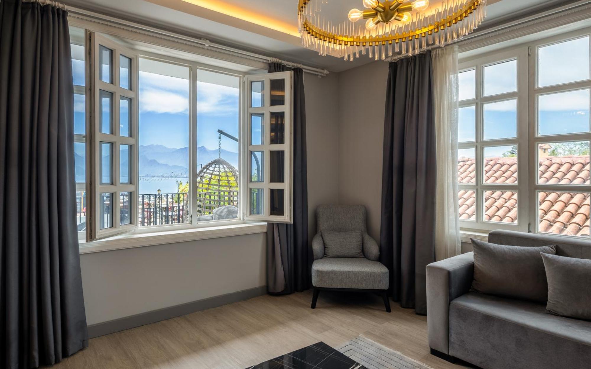 Royal Hayat Old Town Otel Antalya