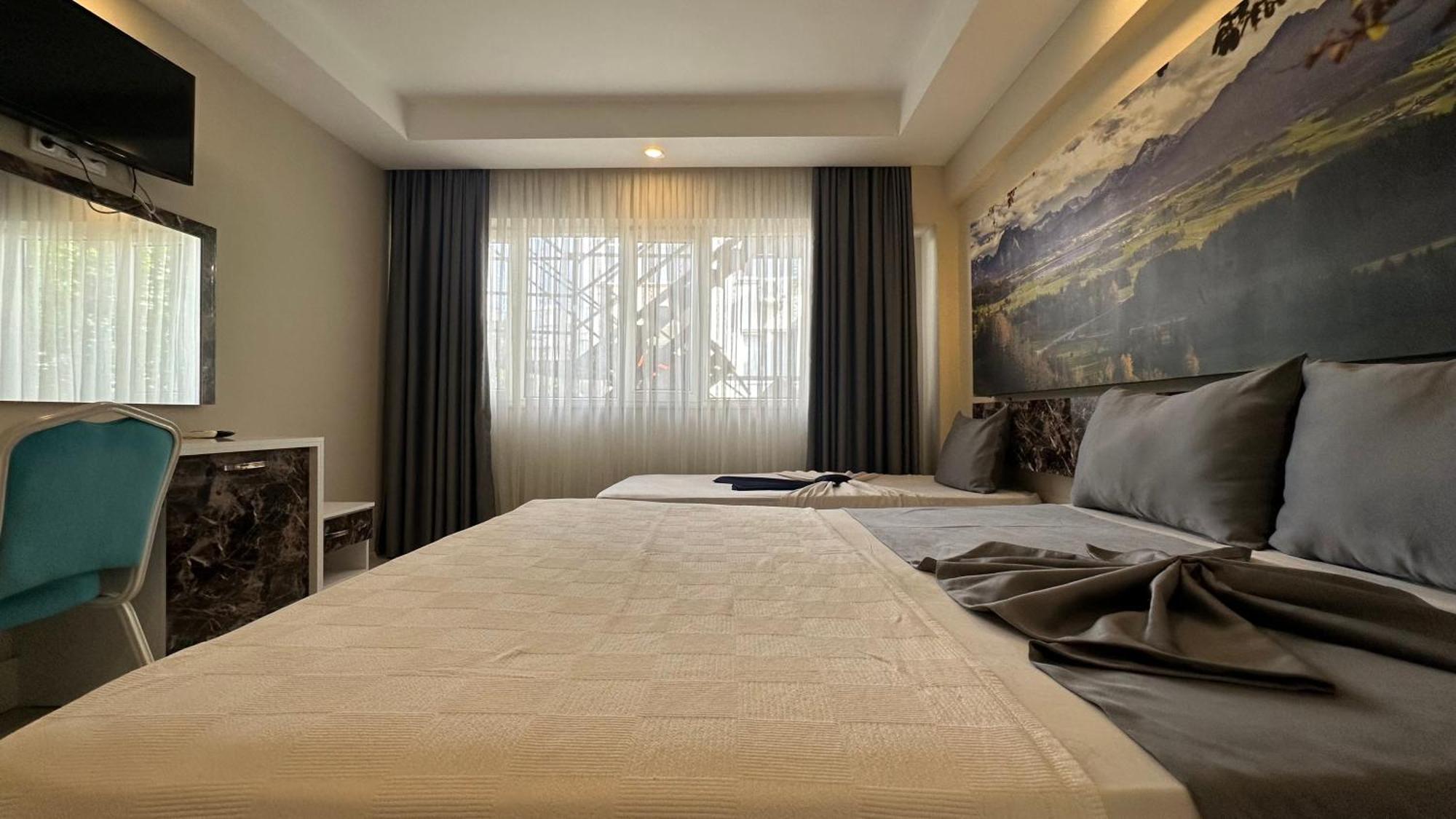 Dream Hotel 2*