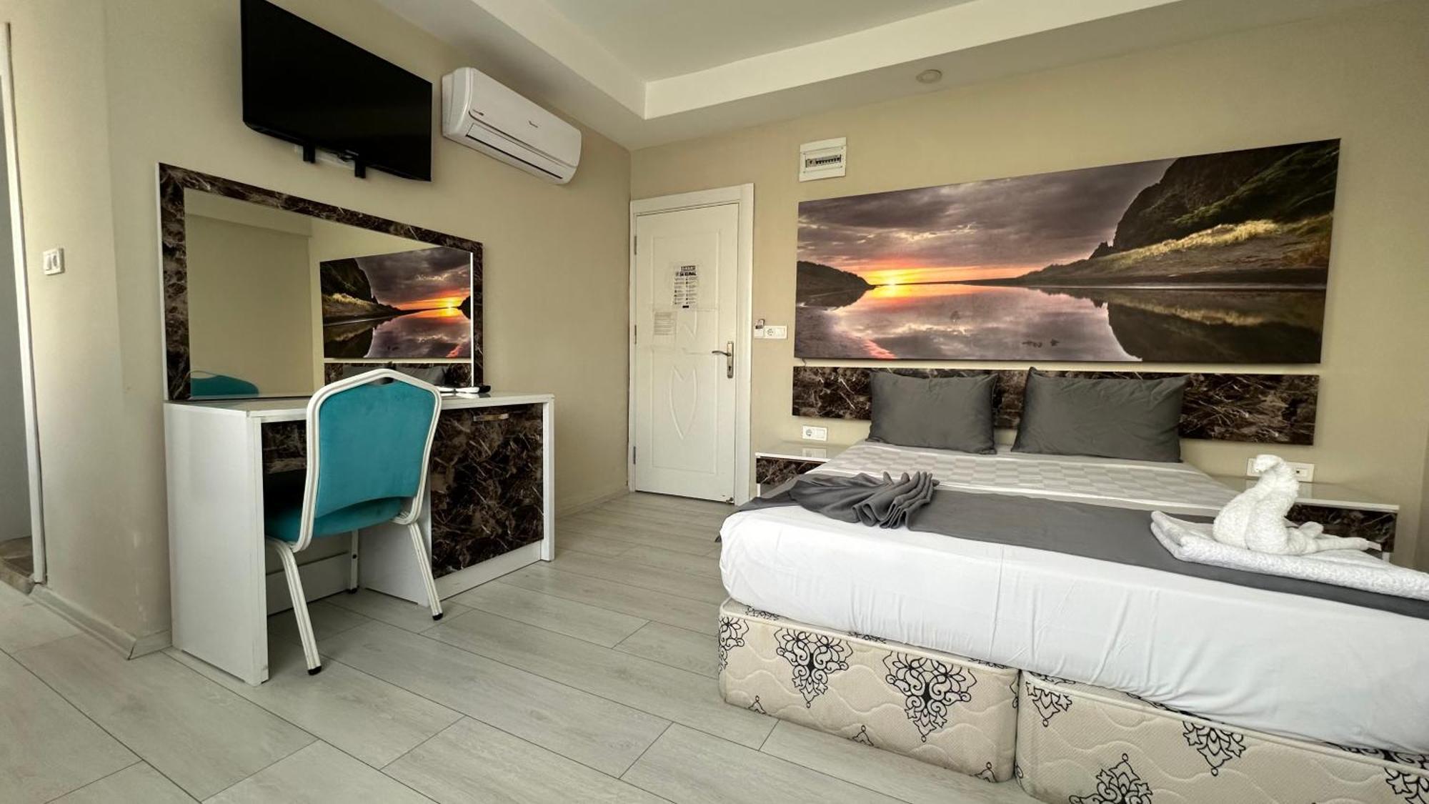 Dream Hotel