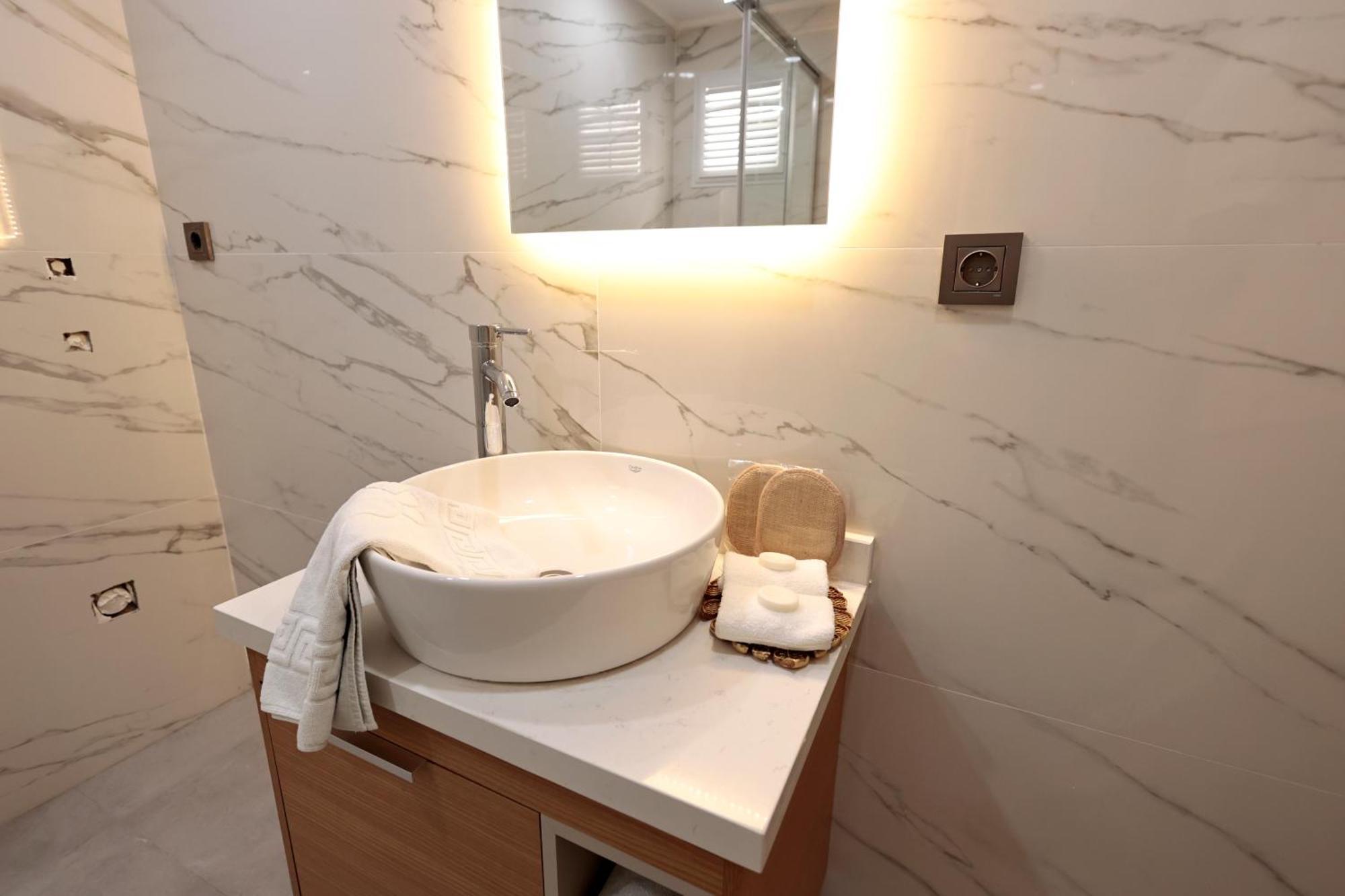 Aparthotel Livia