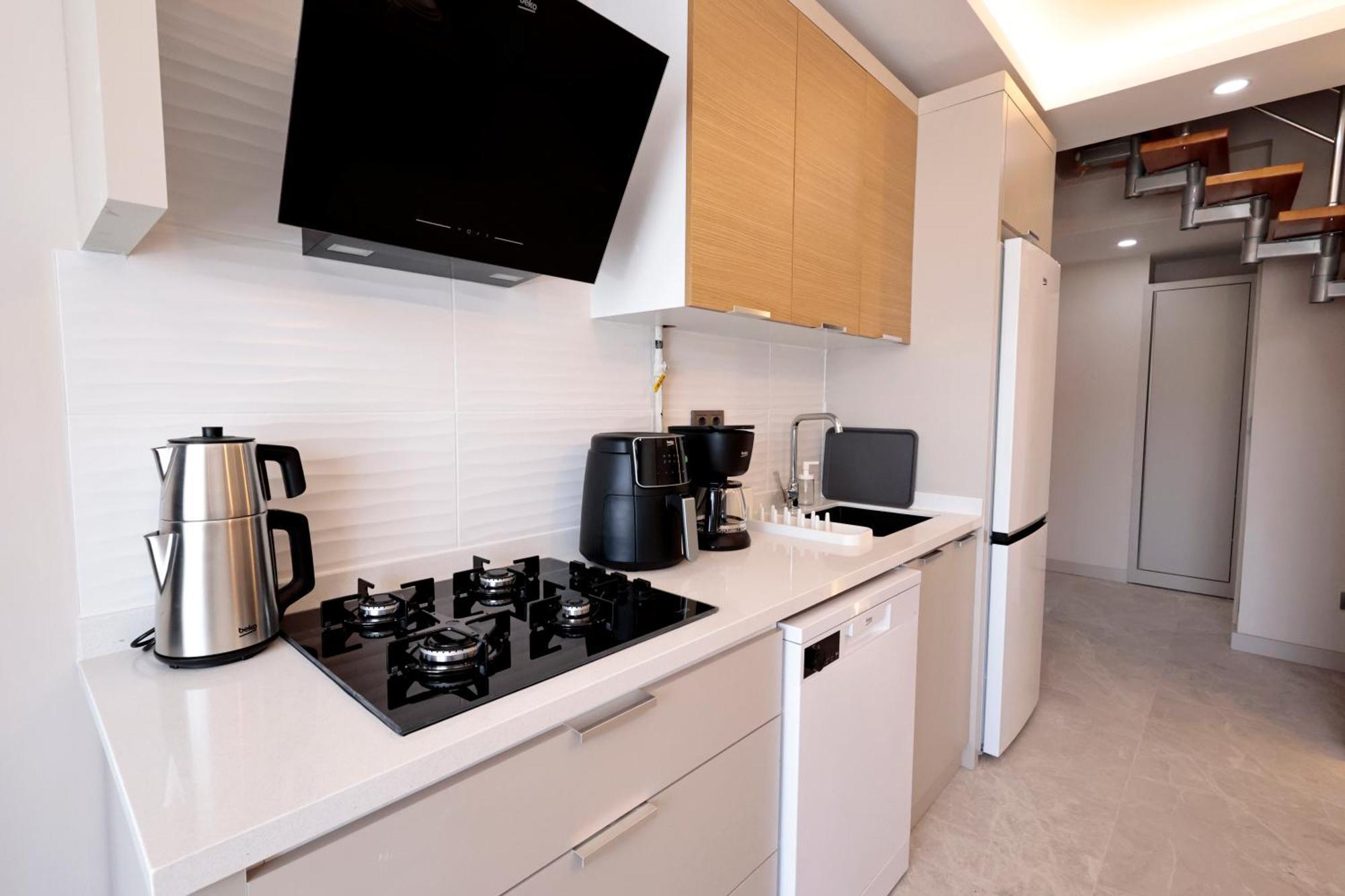 Livia Aparthotel