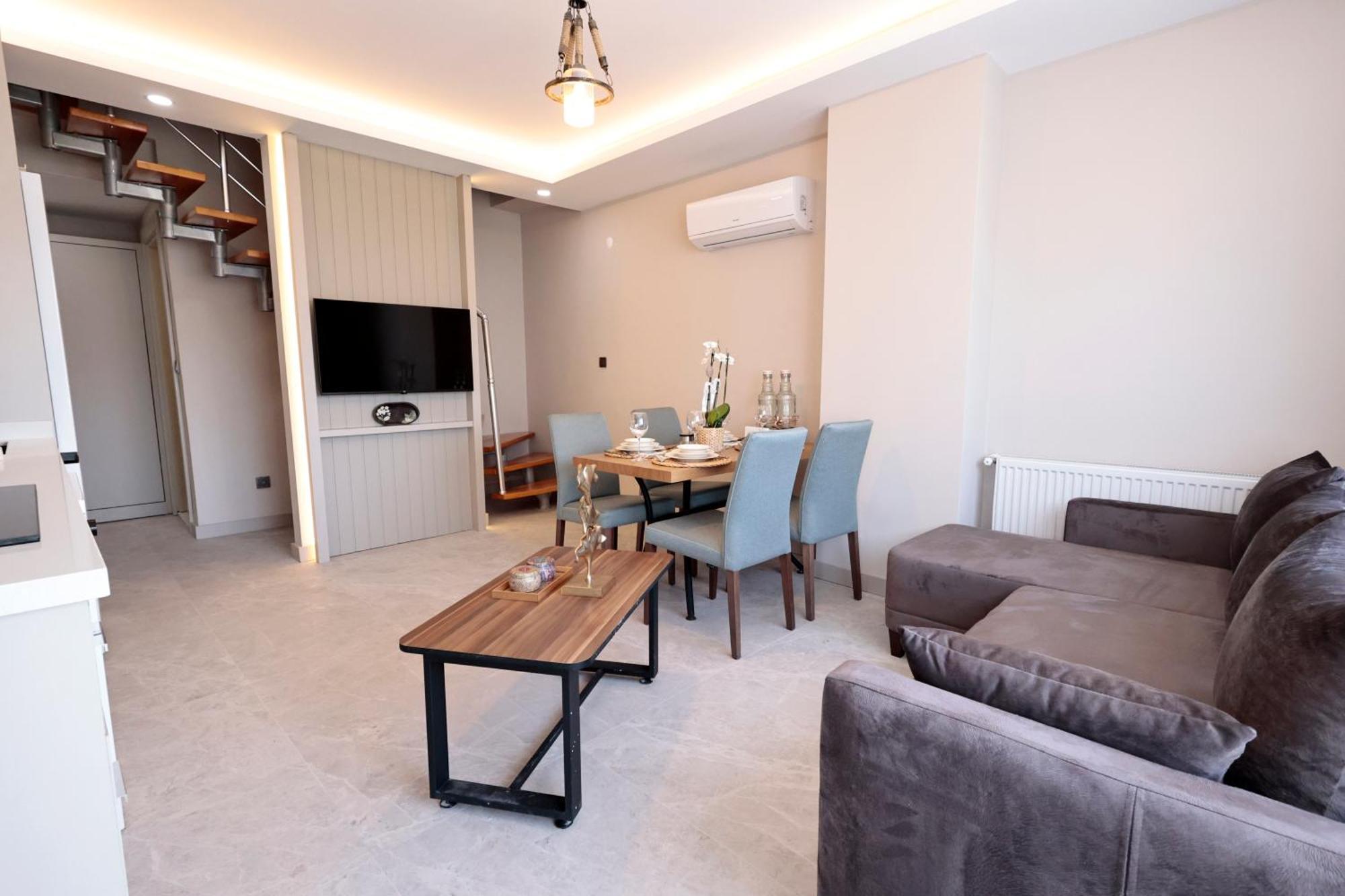 Aparthotel Livia 3*