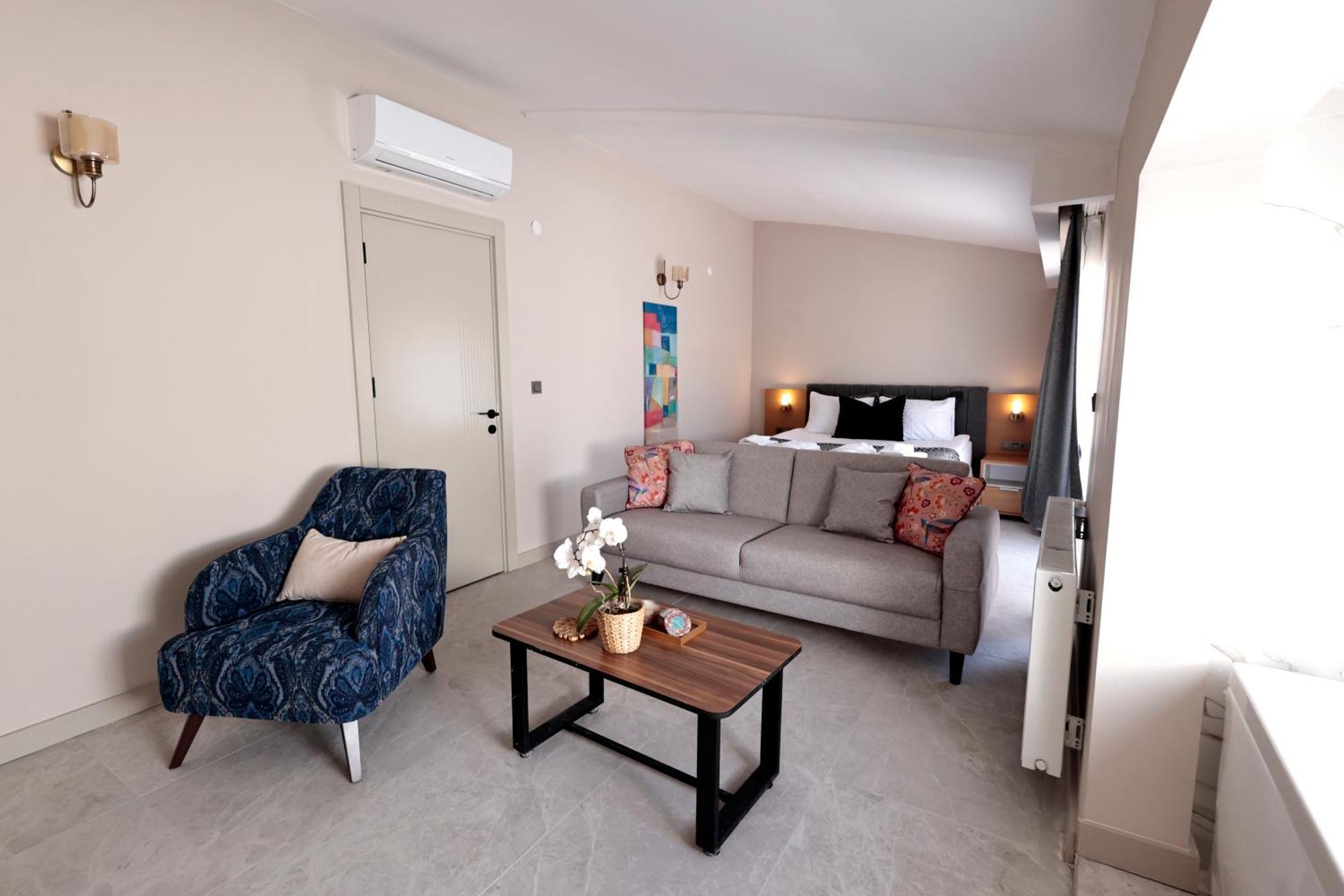 Aparthotel Livia