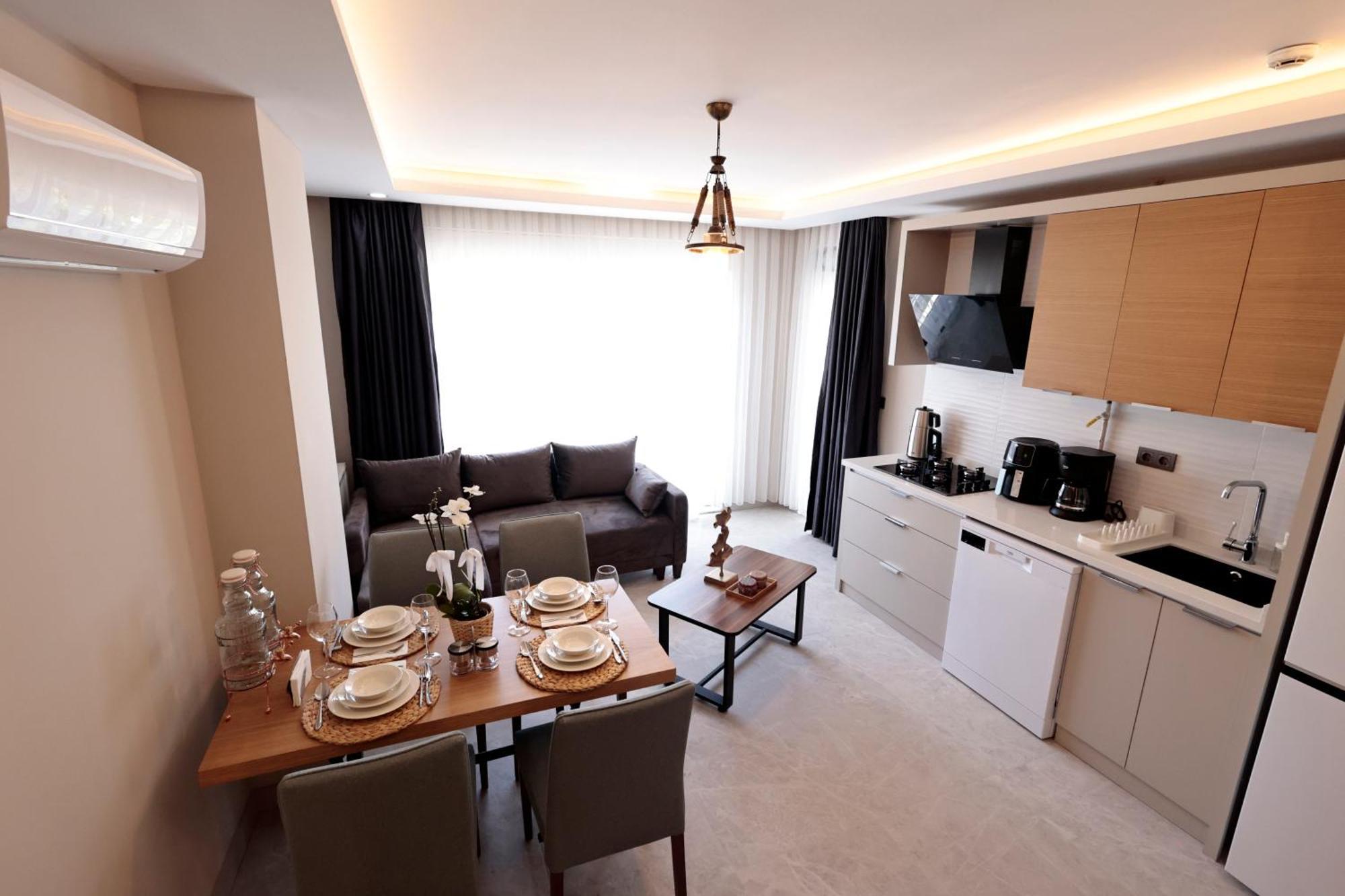 Aparthotel Livia 3*