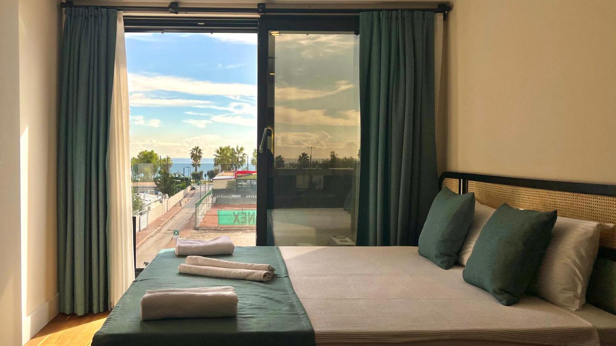 Hotel Coastline Antalya