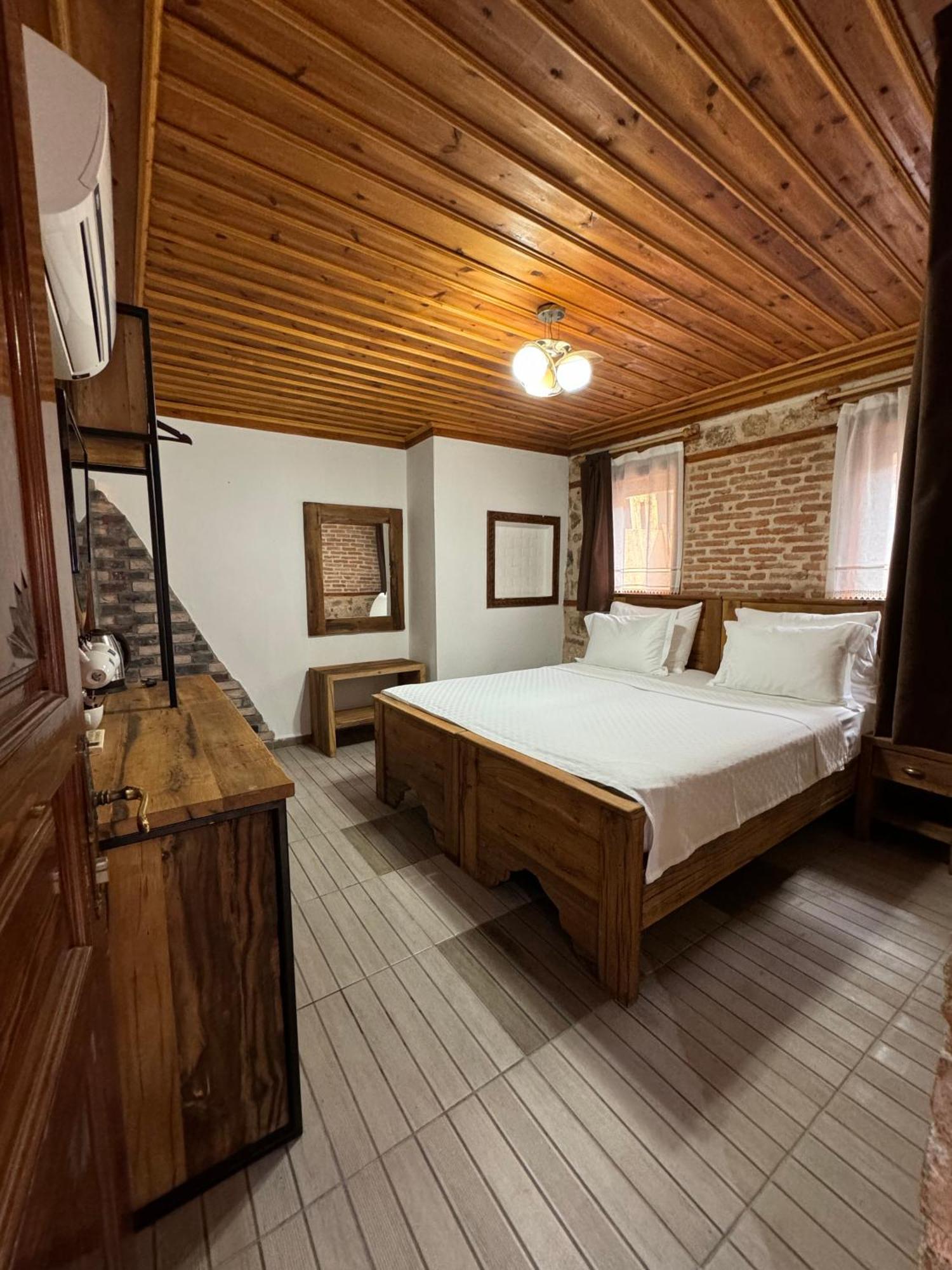 Casa Franco Old Town Hotel