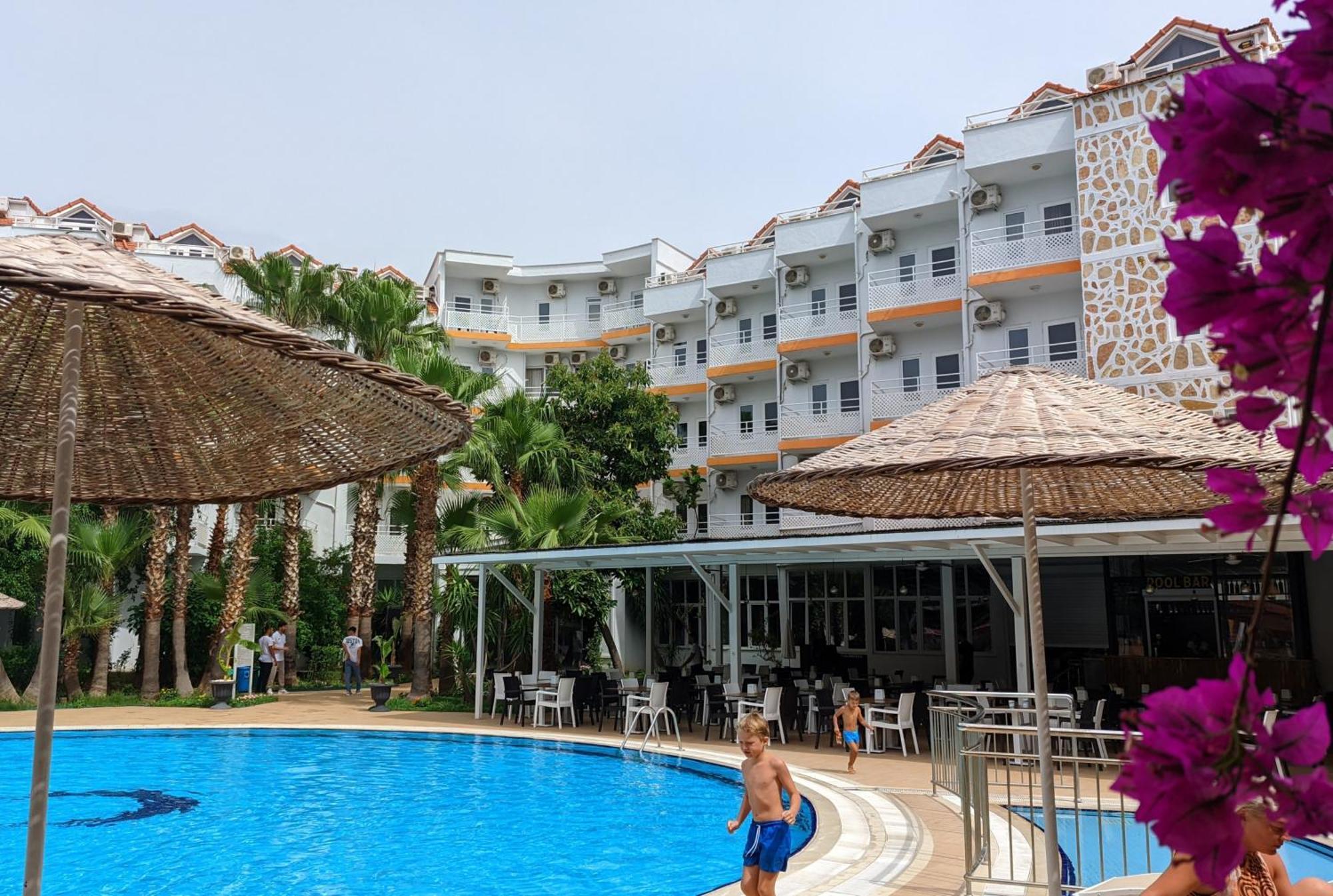 Uk Kiris Antalya