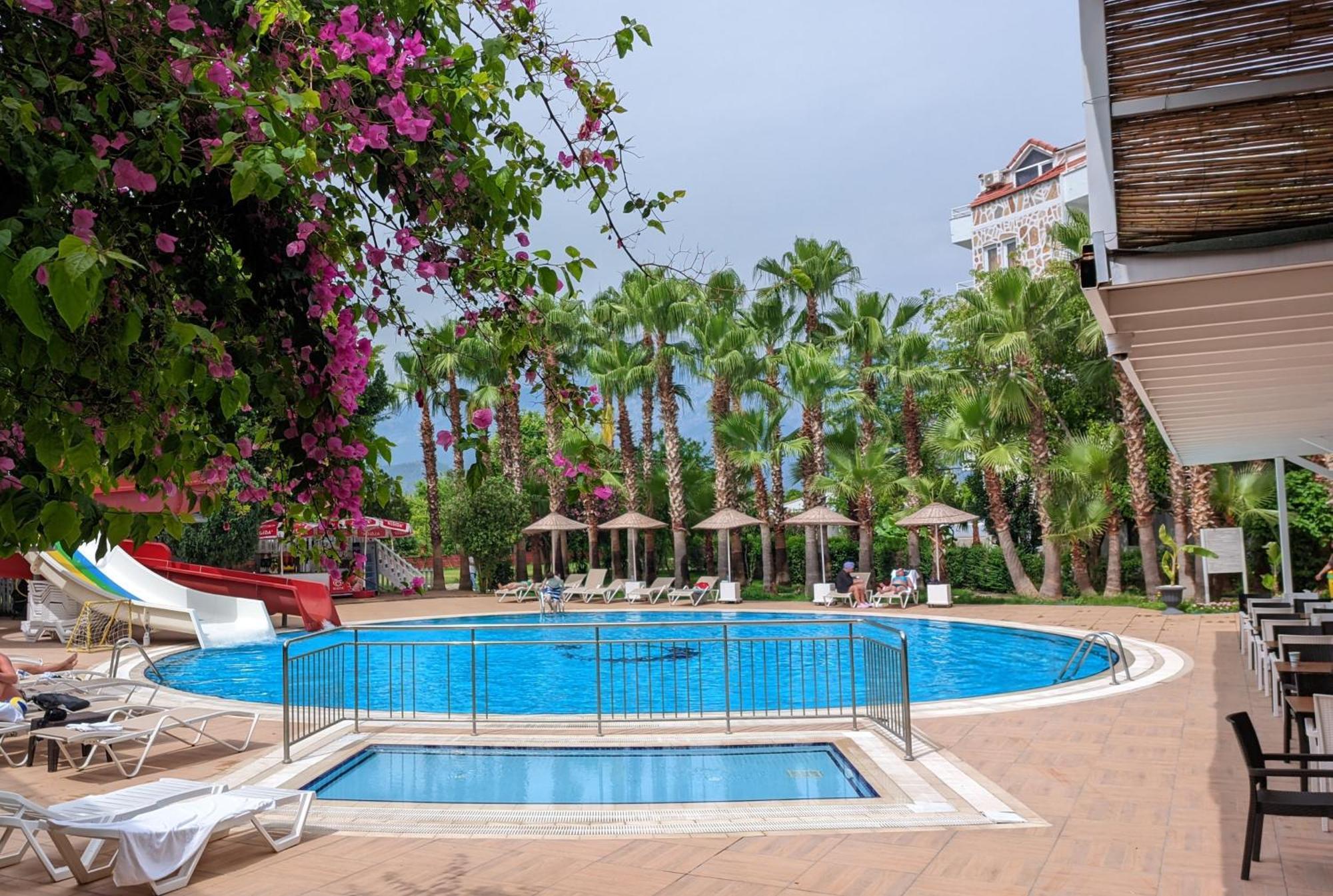 Uk Kiris 4* Antalya