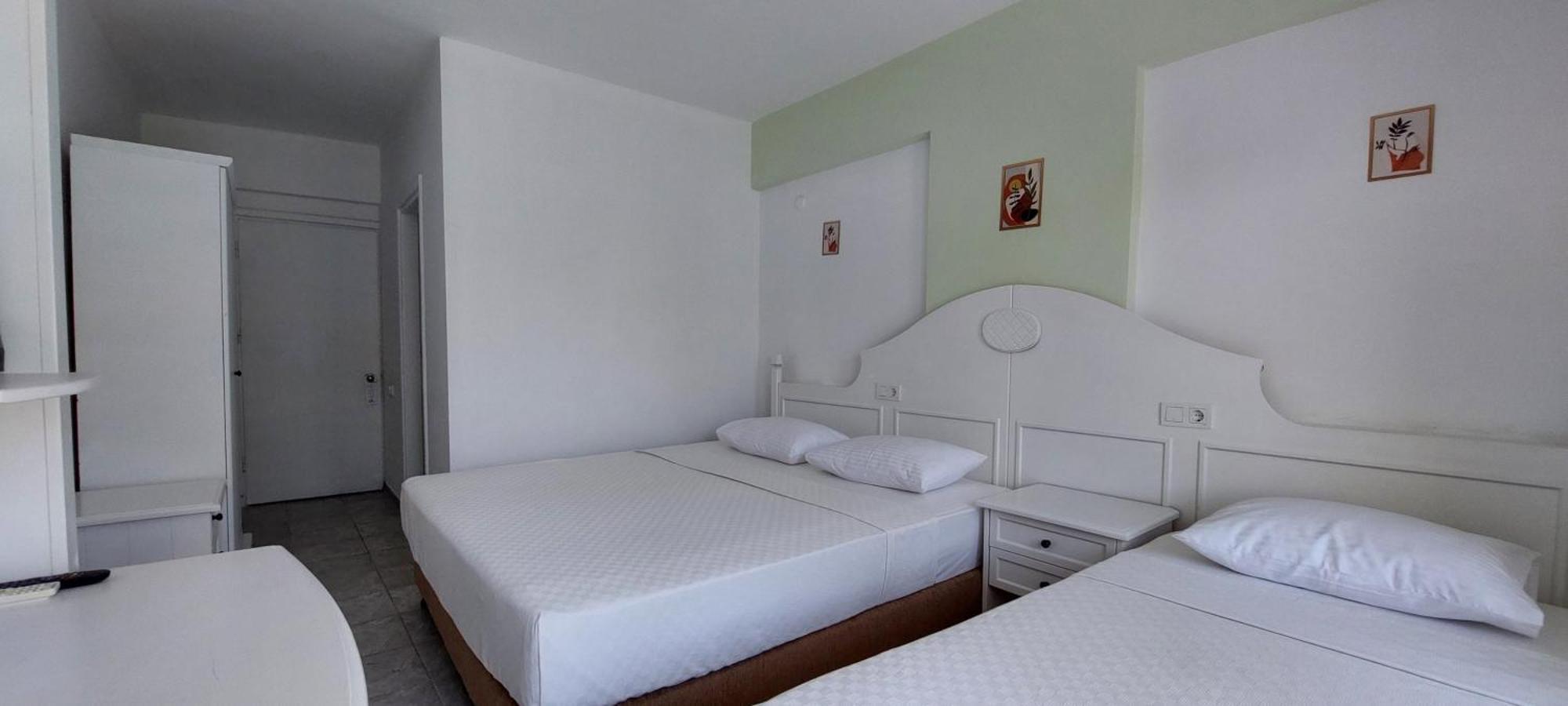Uk Kiris Hotel