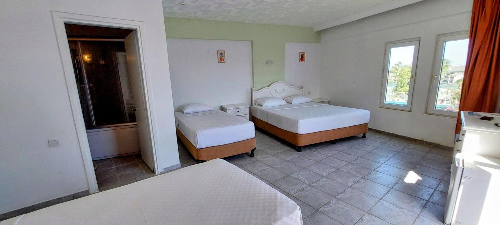 Hotel Uk Kiris