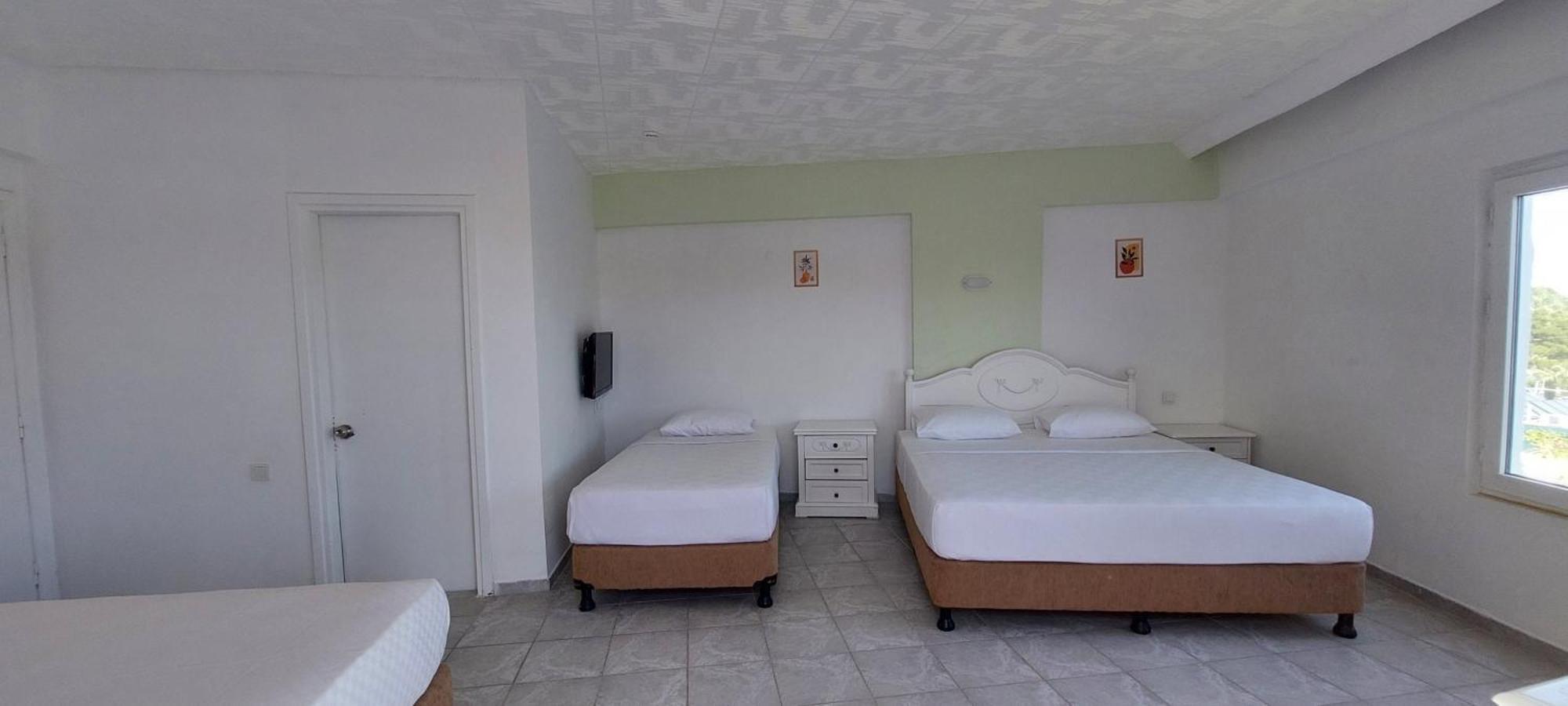Uk Kiris Hotel Antalya