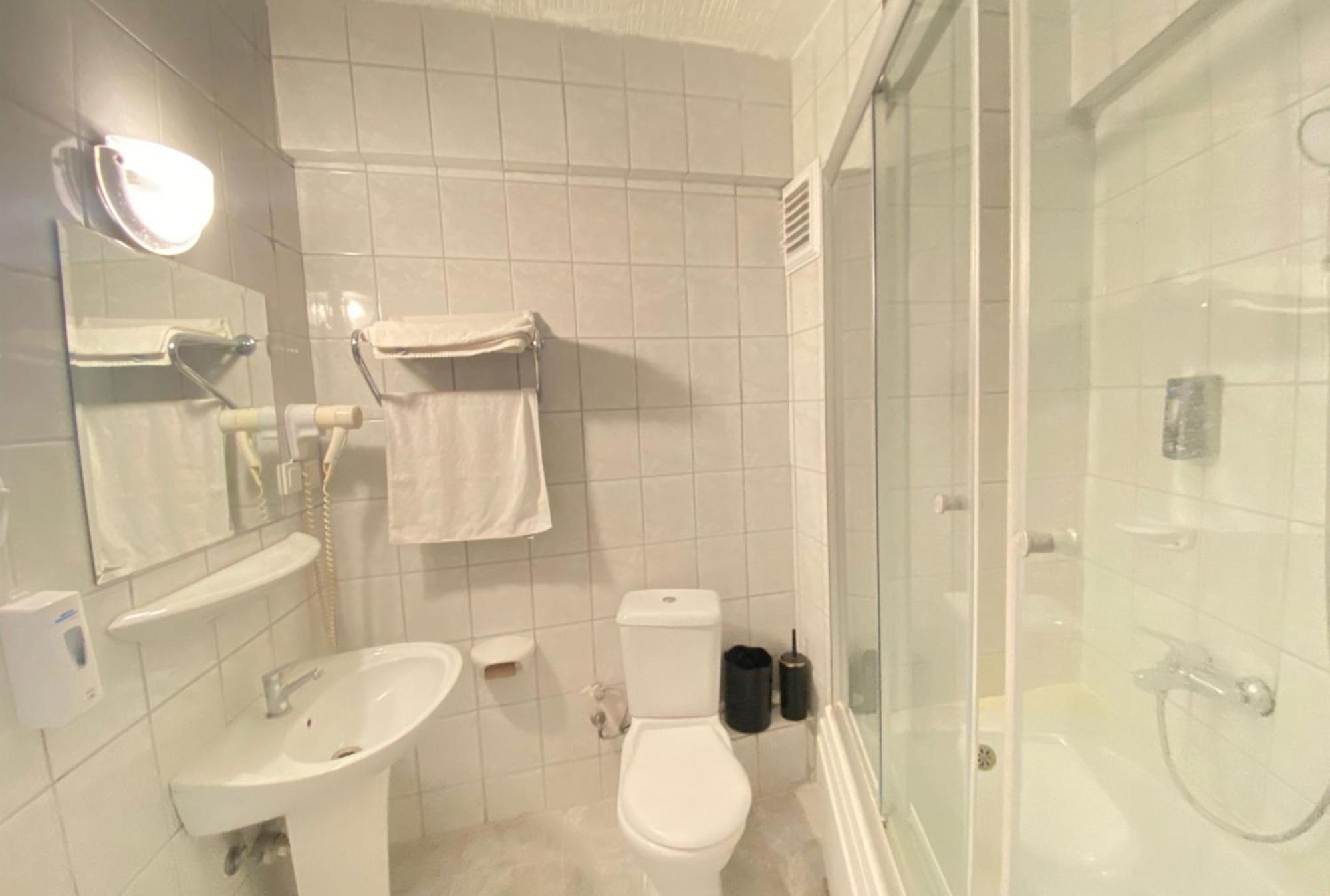 Hotel Uk Kiris 4*