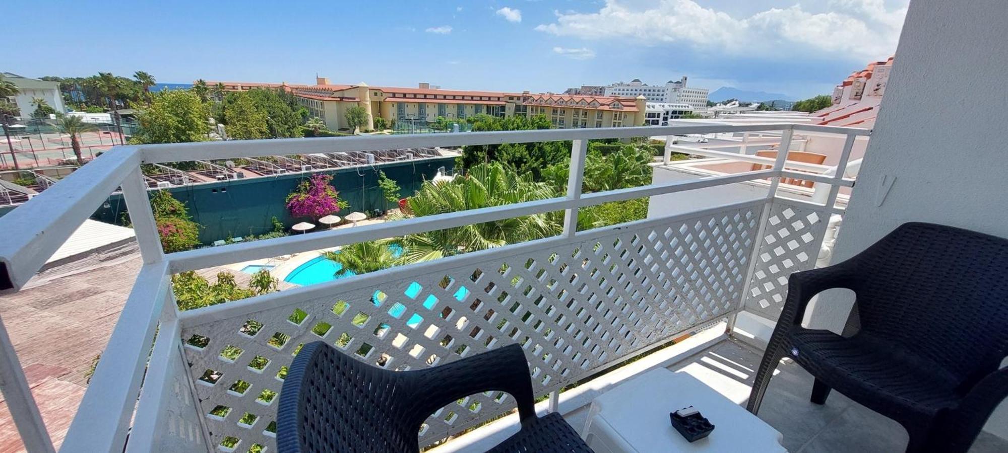 Hotel Uk Kiris