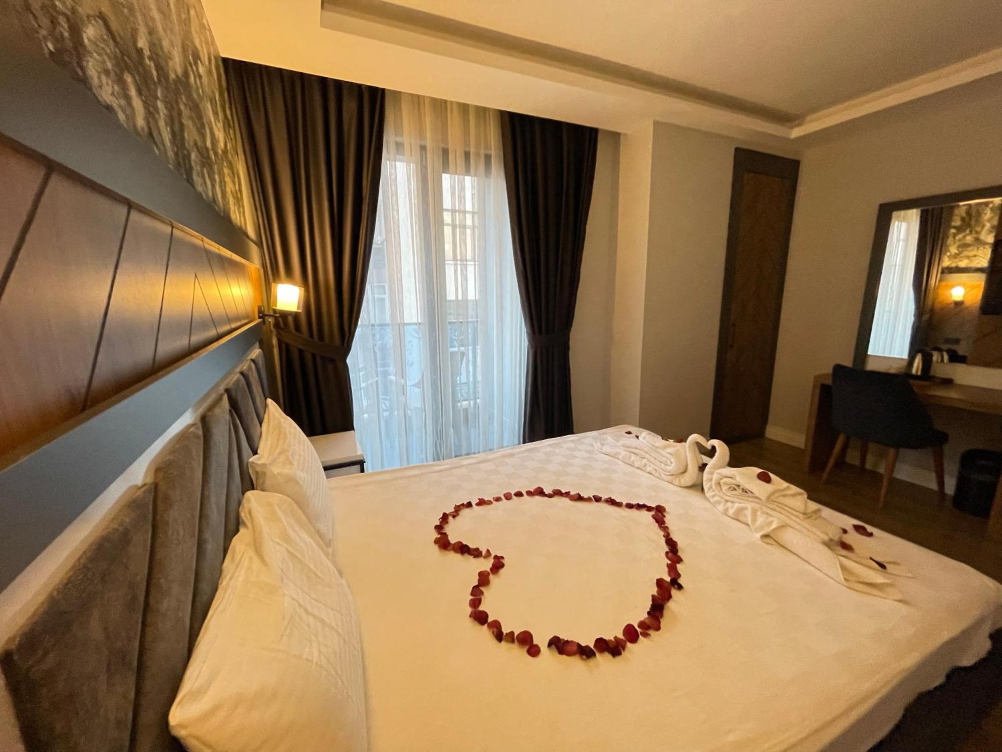 Grand Nergiz Hotel 3*