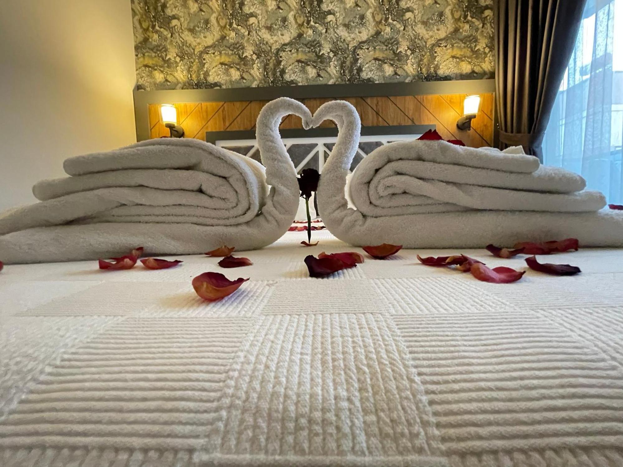Hotel Grand Nergiz 3*