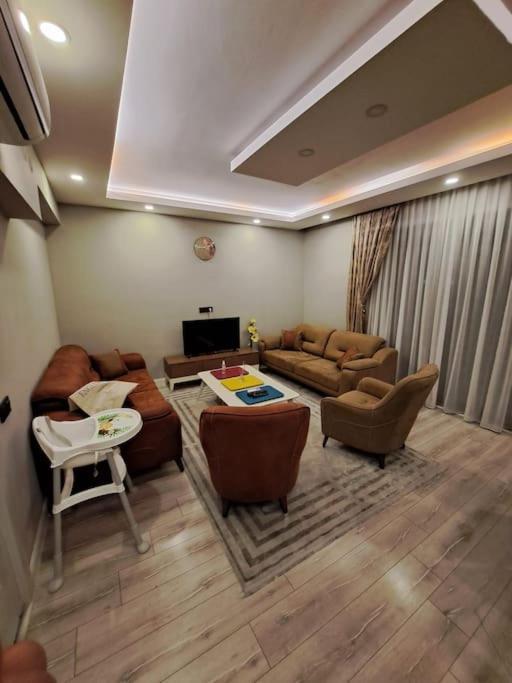 Isra 5 1 Bedroom Private Pool And Garden Villa