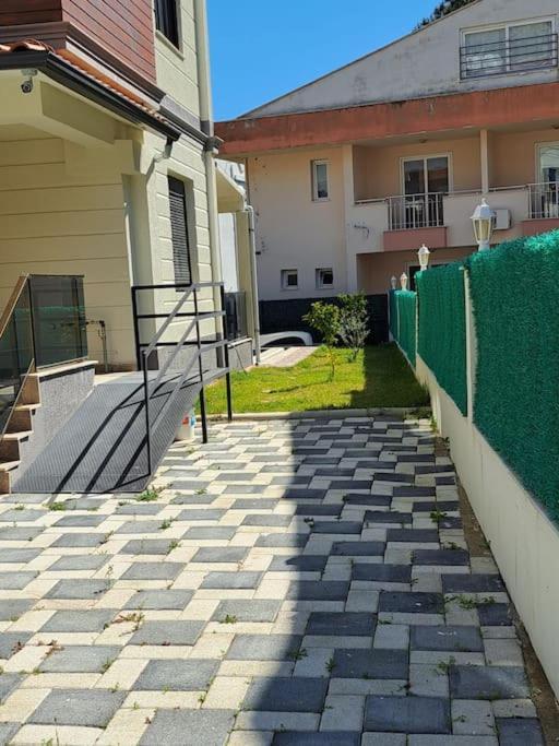 Isra 5 1 Bedroom Private Pool And Garden