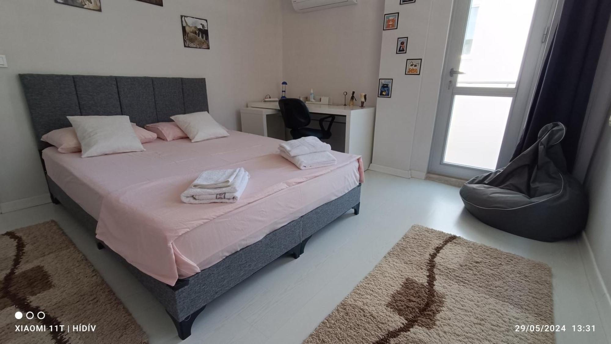 Lara'da Modern Bir Vaha Appartement