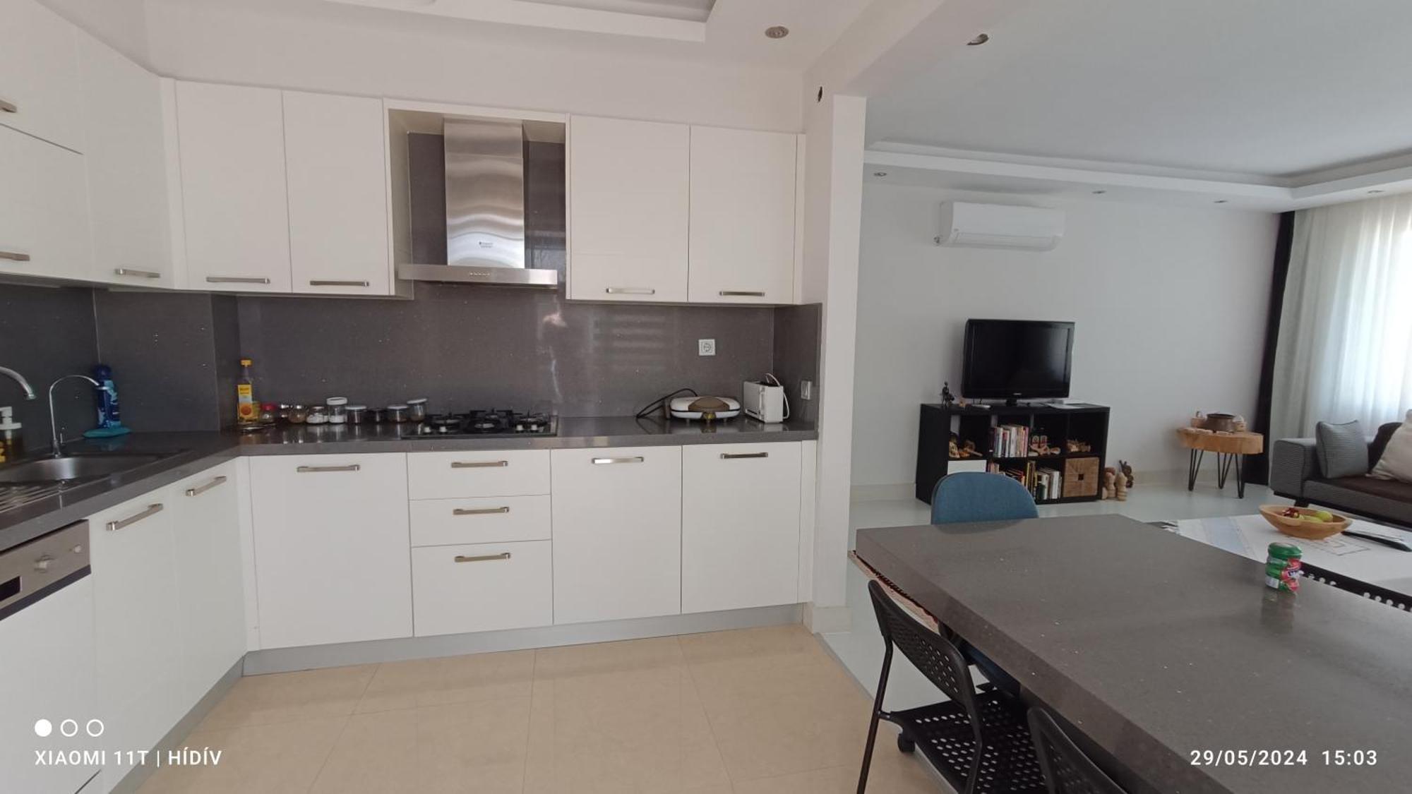 Appartement Lara'da Modern Bir Vaha