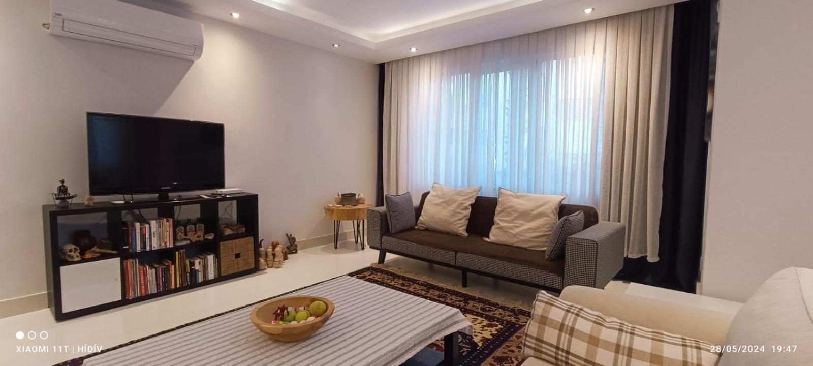 Lara'da Modern Bir Vaha Appartement
