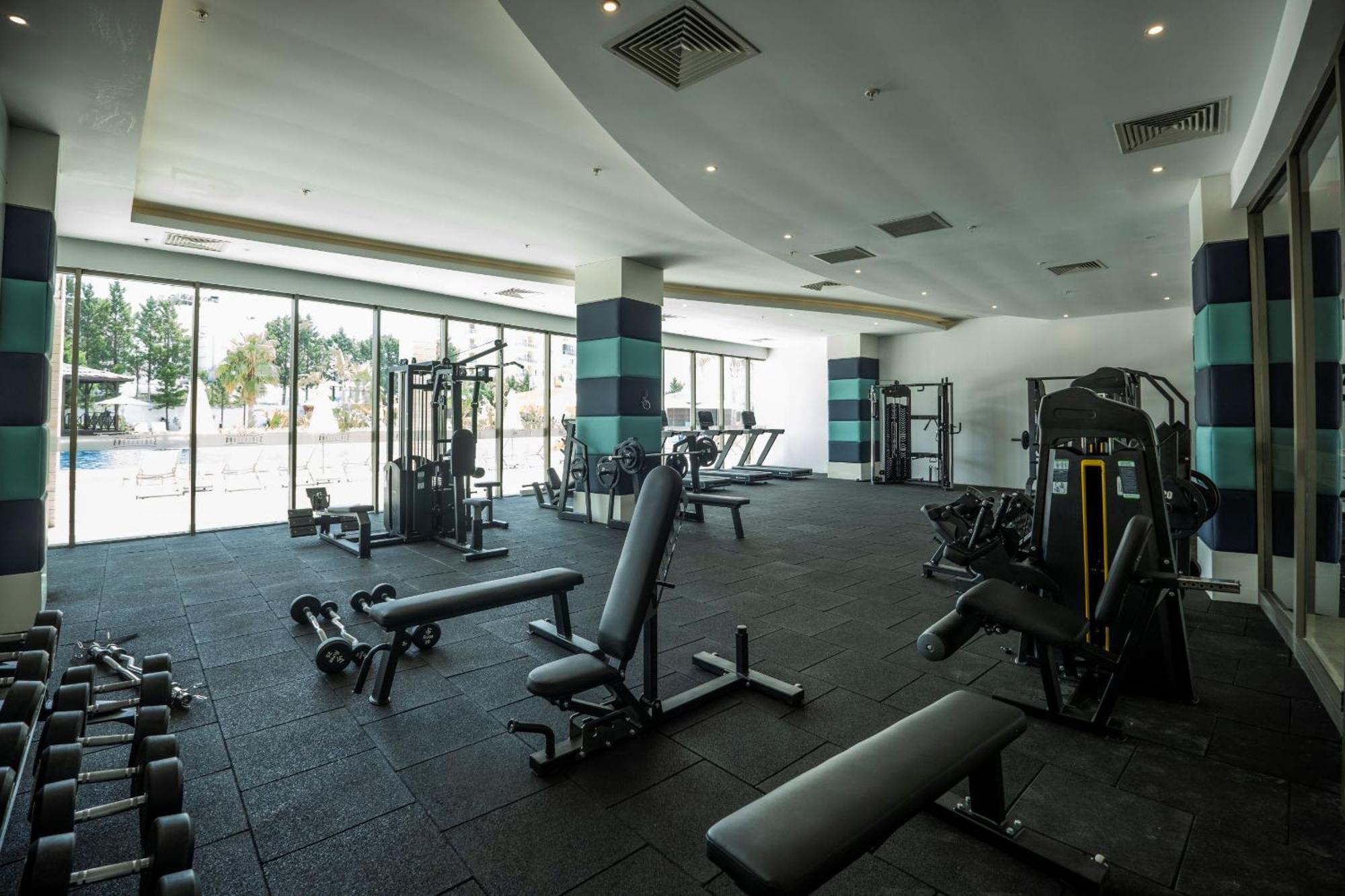 Otel Sirius Town And