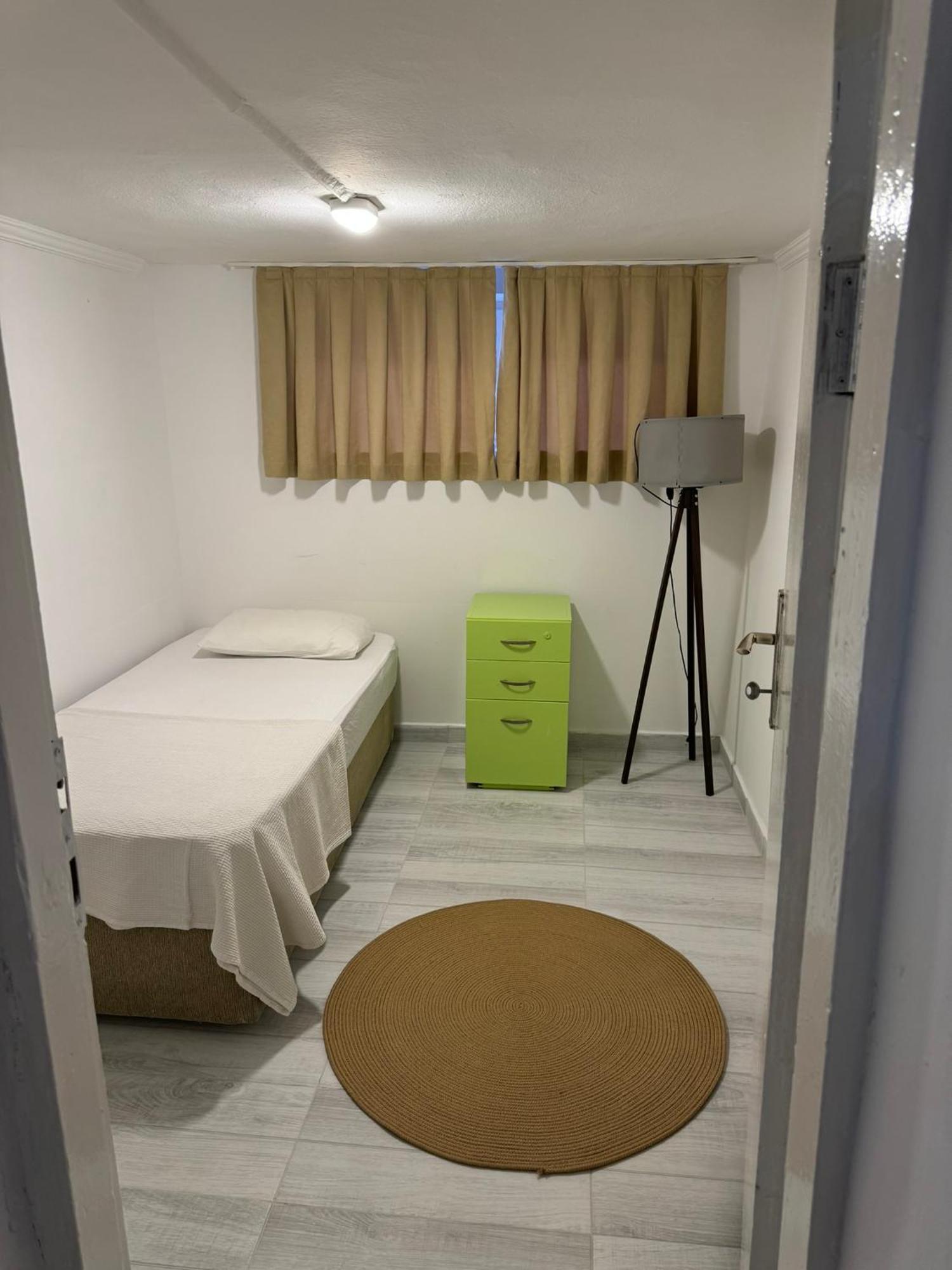 Held Hotel 2*
