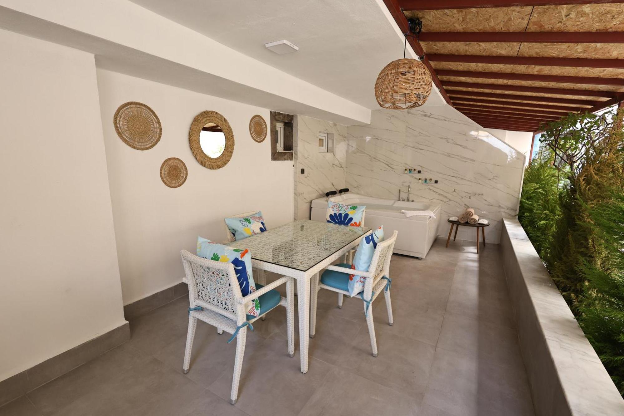 Livia 3* Antalya