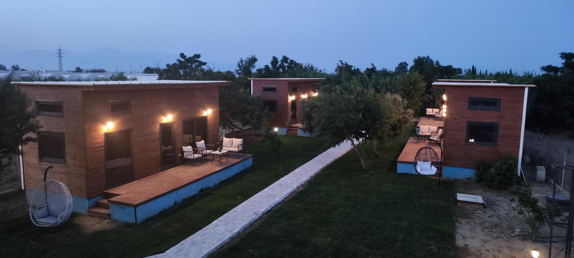 Orange Bungalow Evleri *