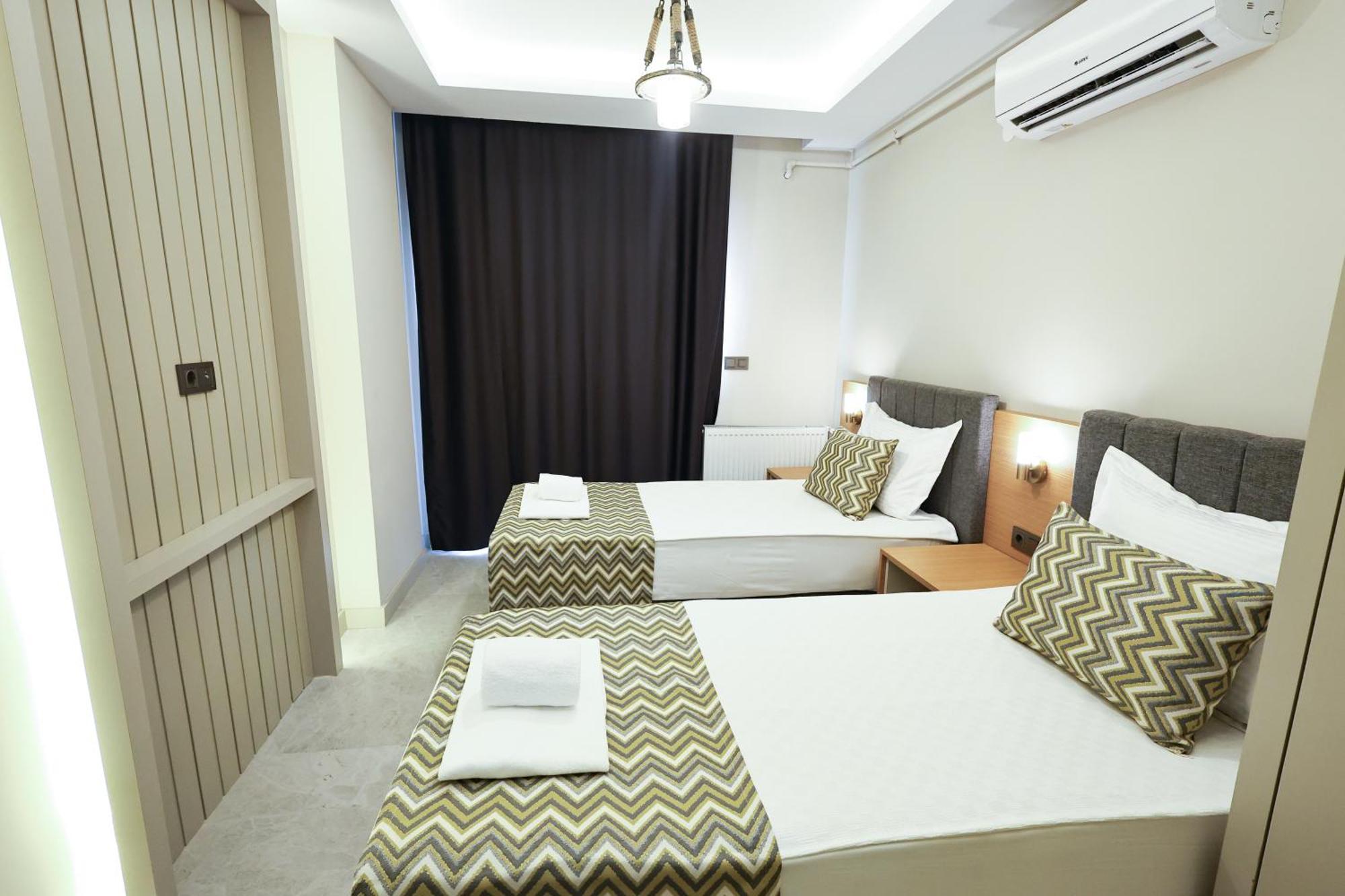 Aparthotel Livia 3*