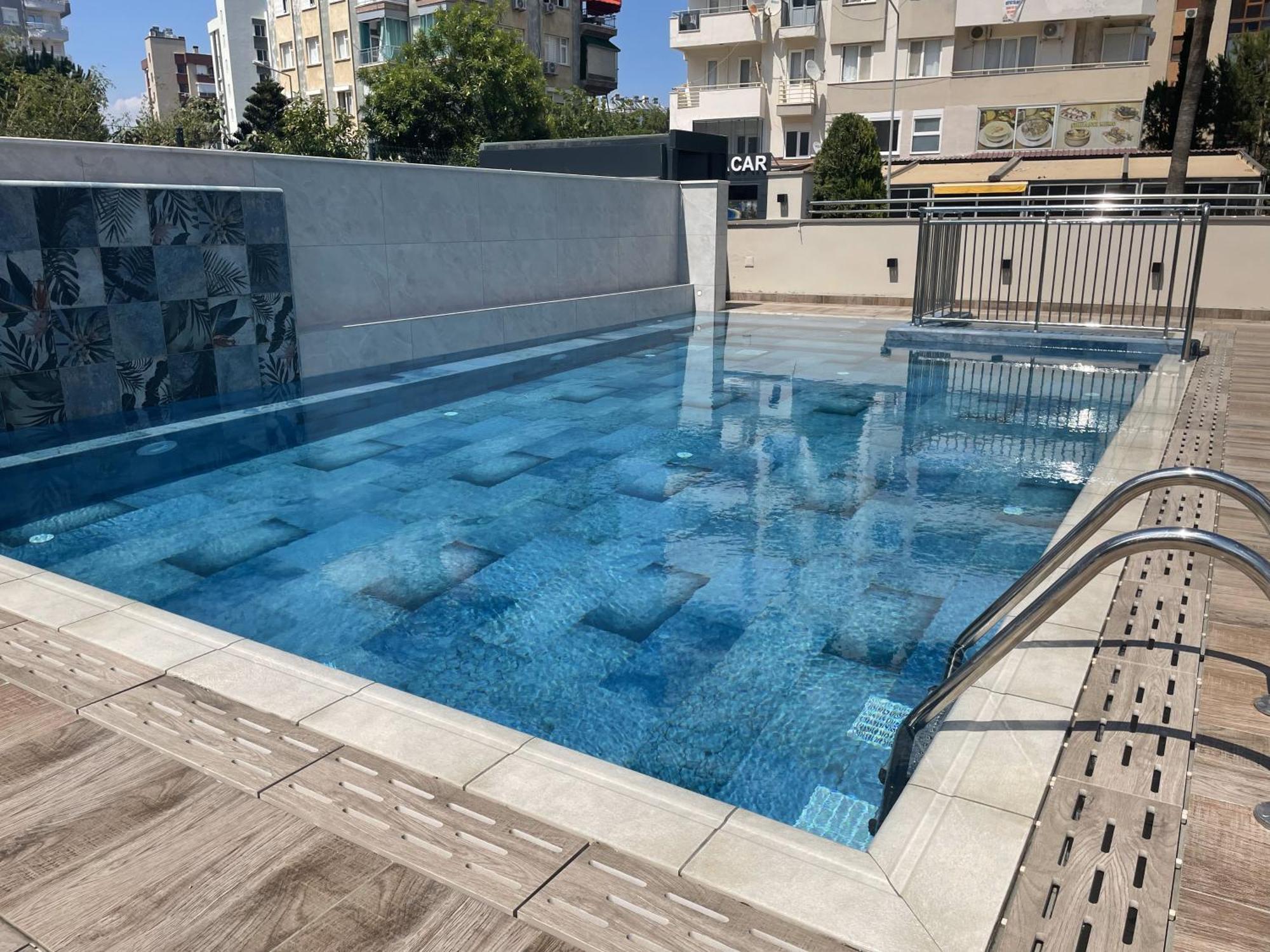 Blue Garden 4*