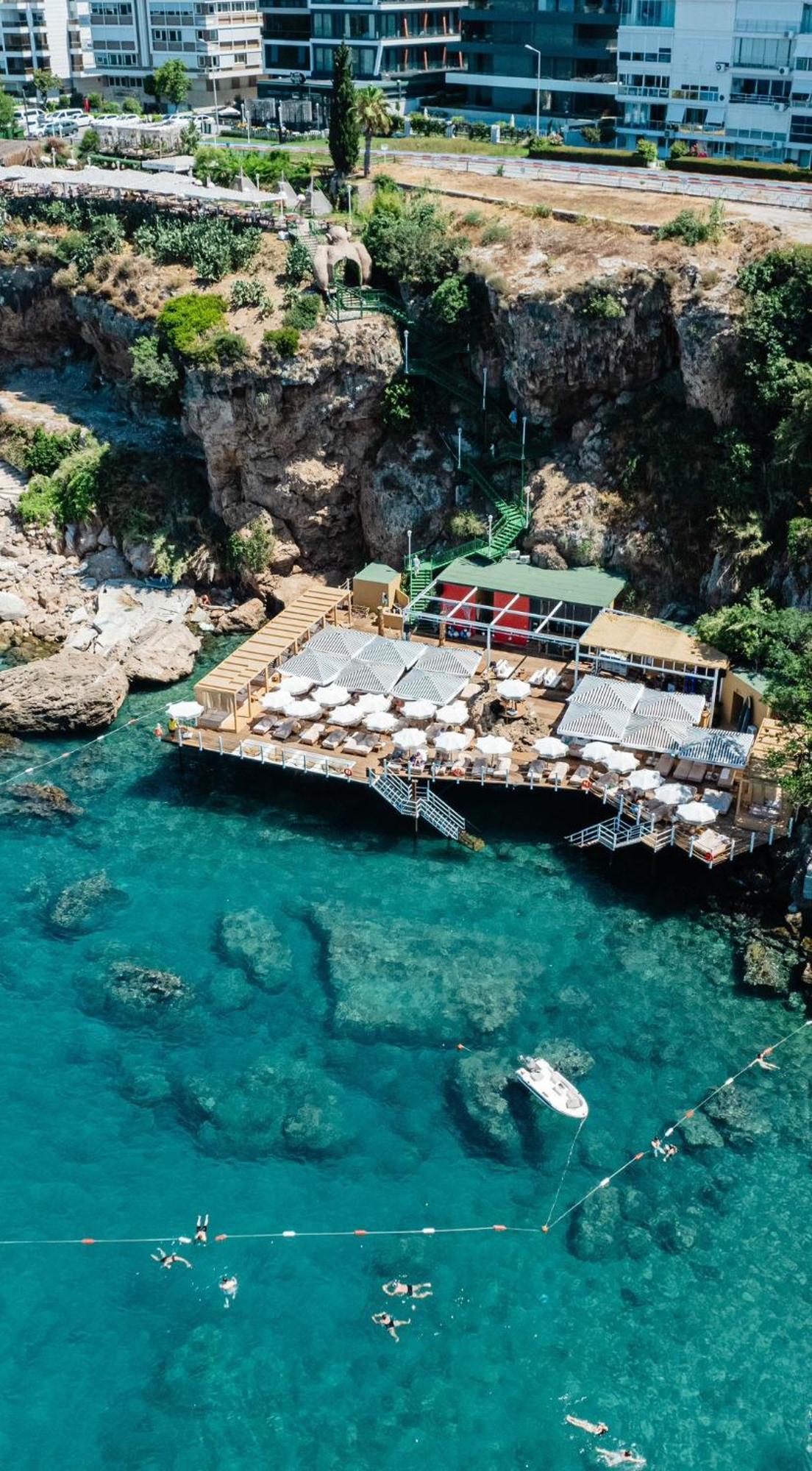 Lucky Monkey Antalya