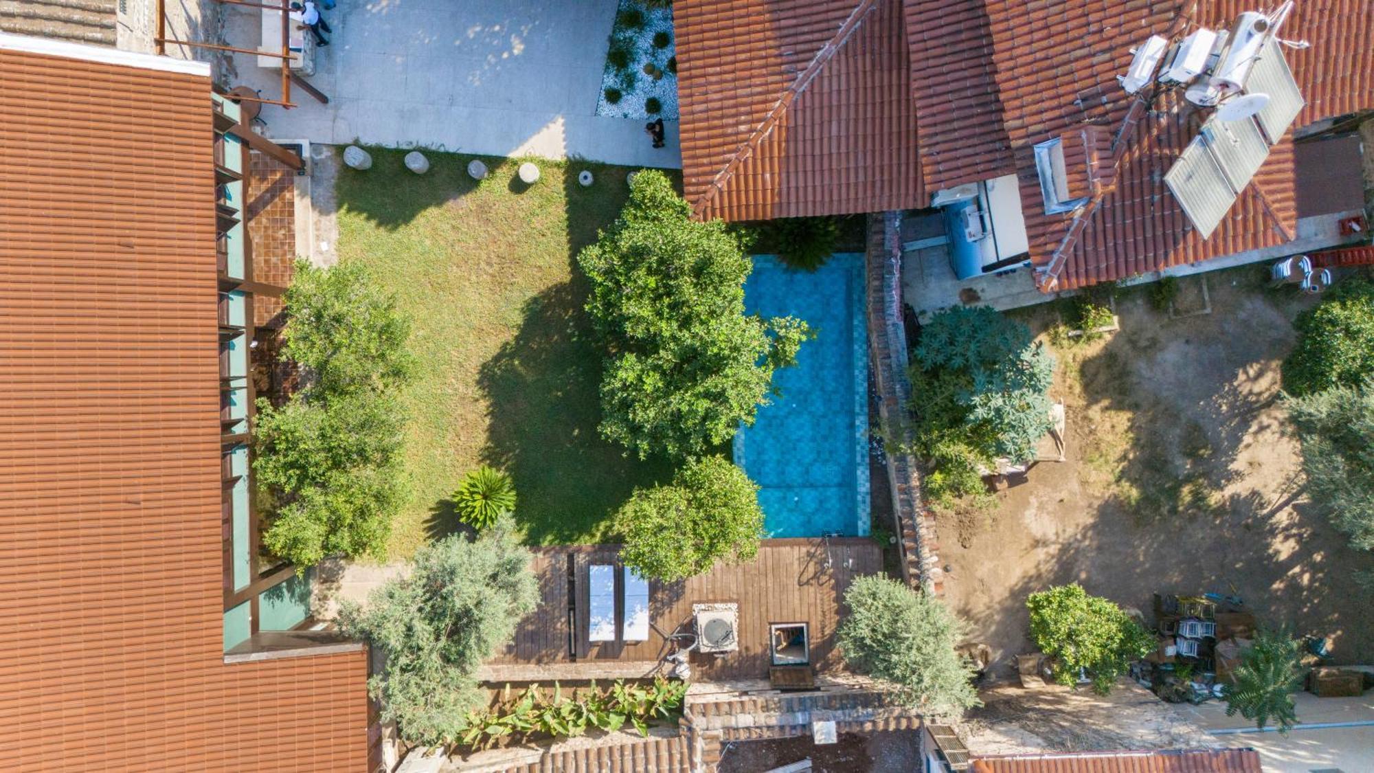 Hotel House 5 *