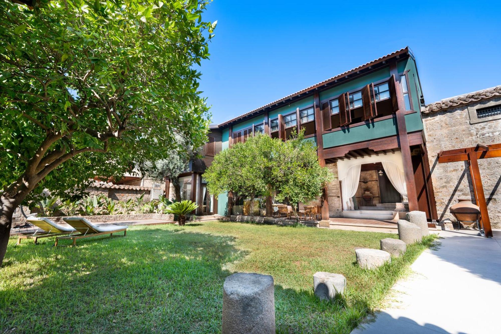 House 5