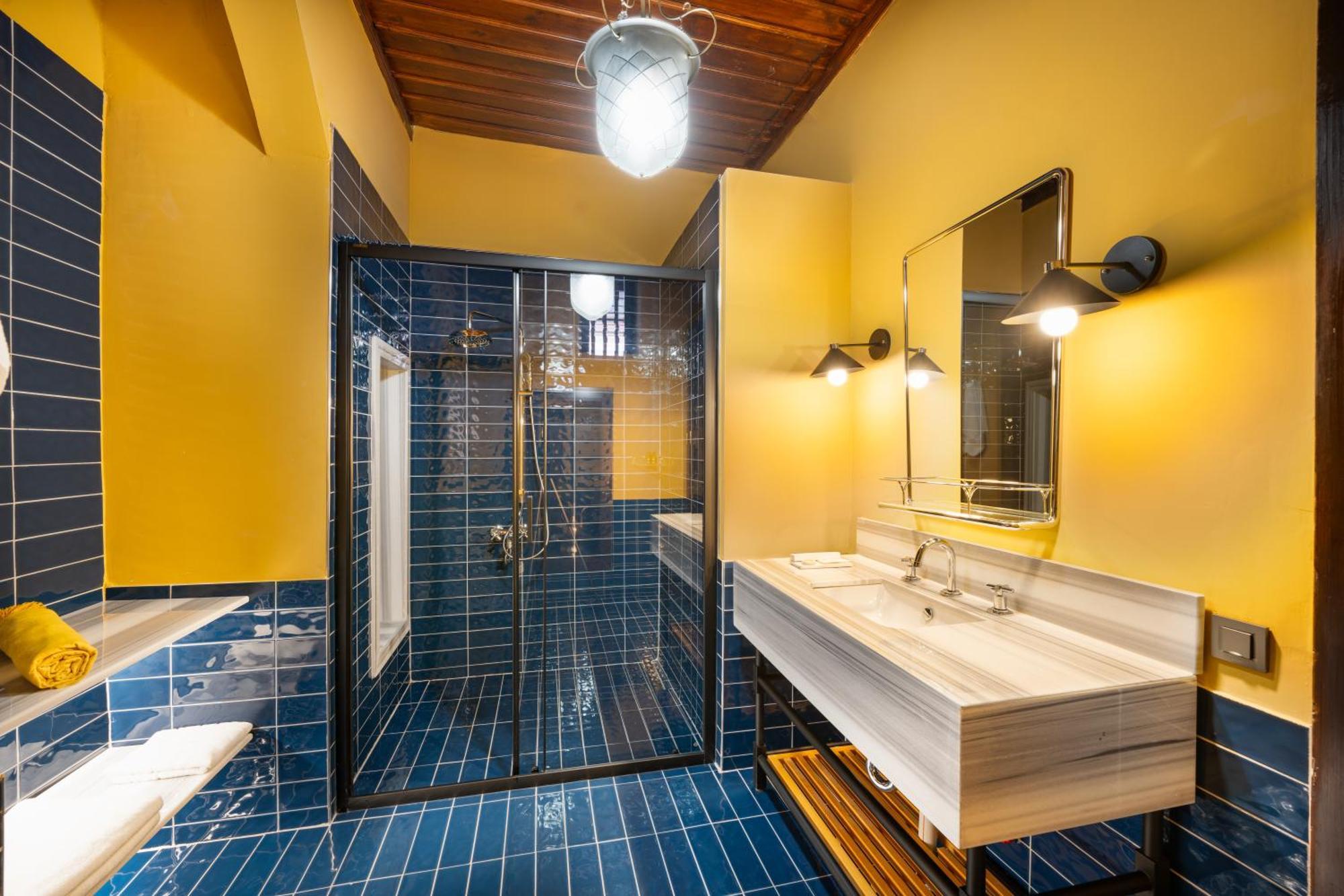Hotel House 5