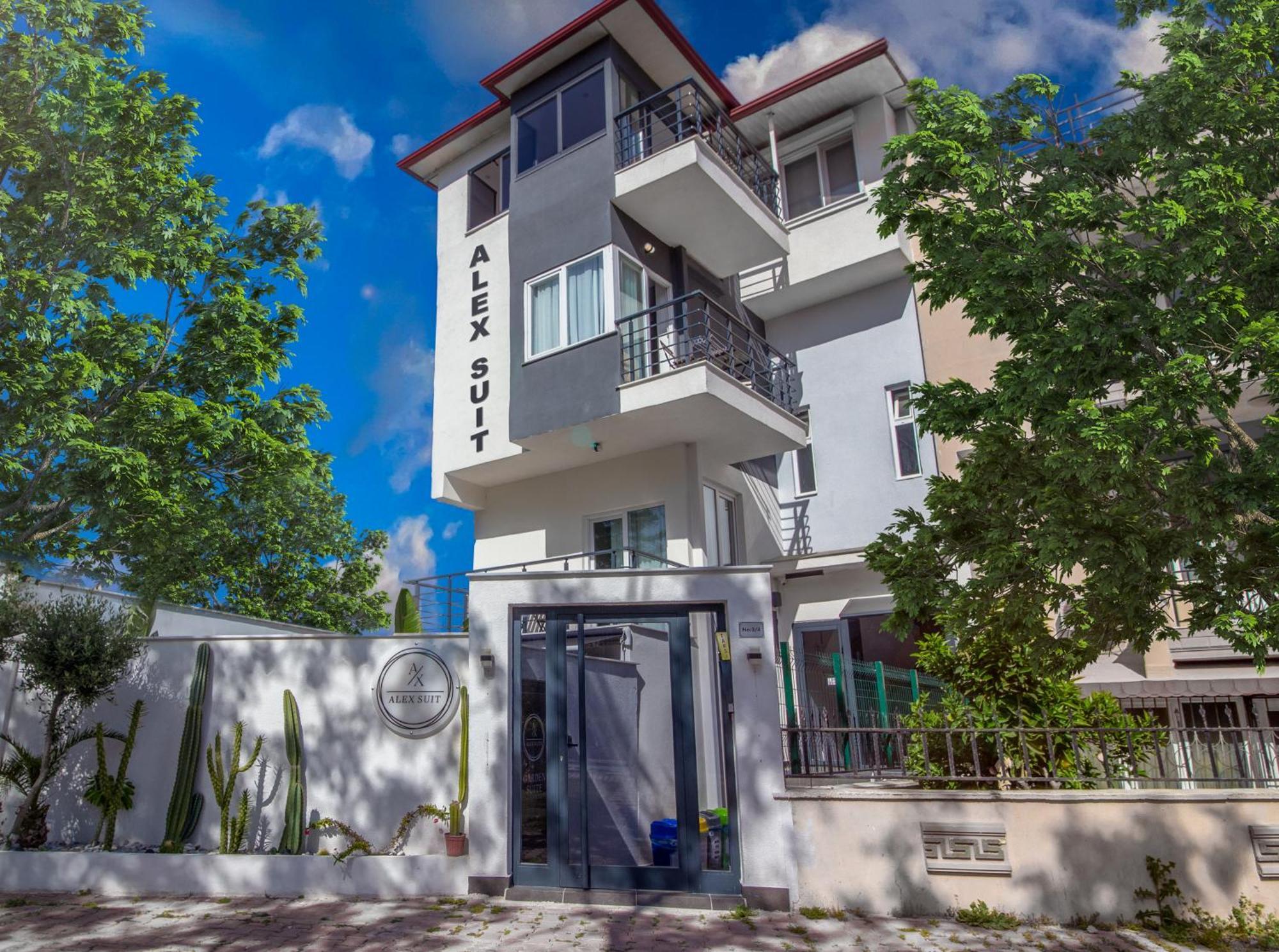 Homestay Alex Lara *