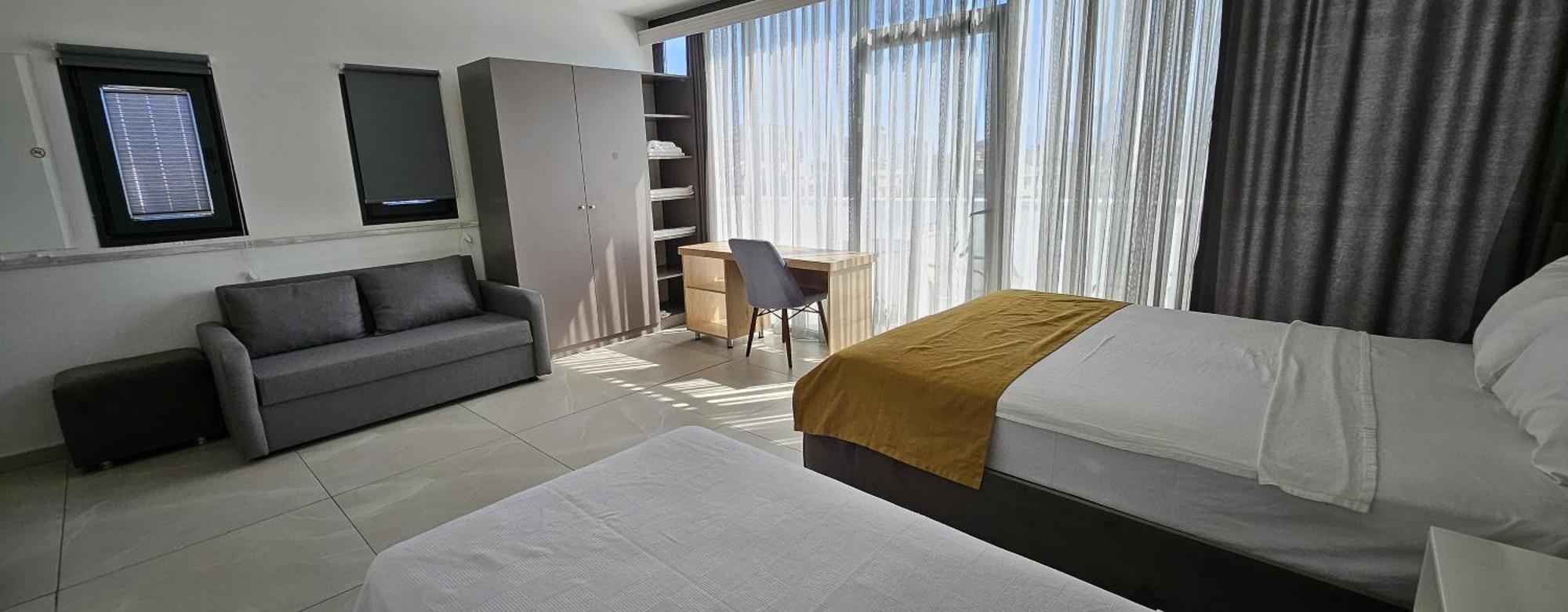 Tut Hotel
