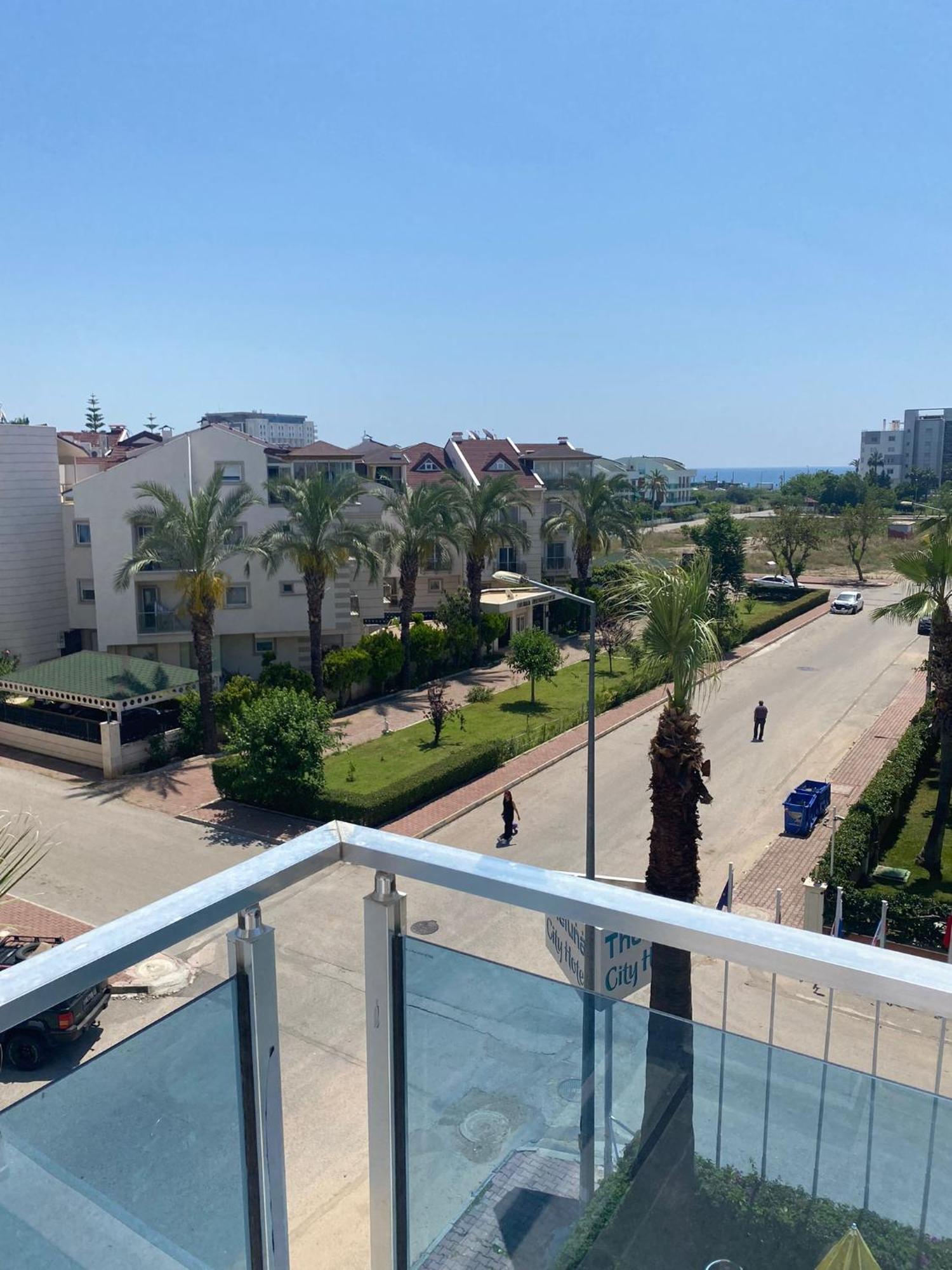 Otel Theluna