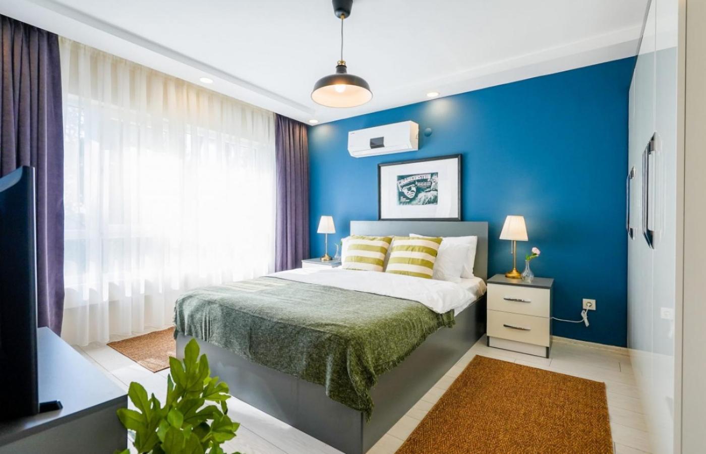 Excellent Flat Near Hadrian's Gate