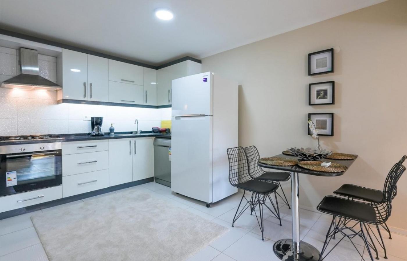 Excellent Flat Near Hadrian's Gate * Antalya