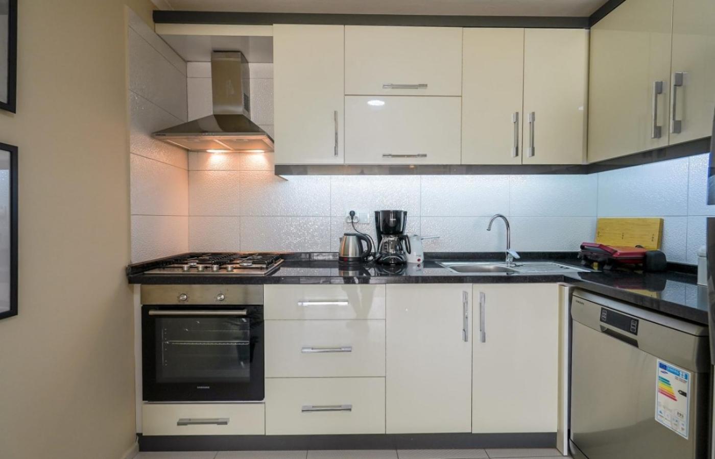 Chic Flat Near Hadrian's Gate * Antalya