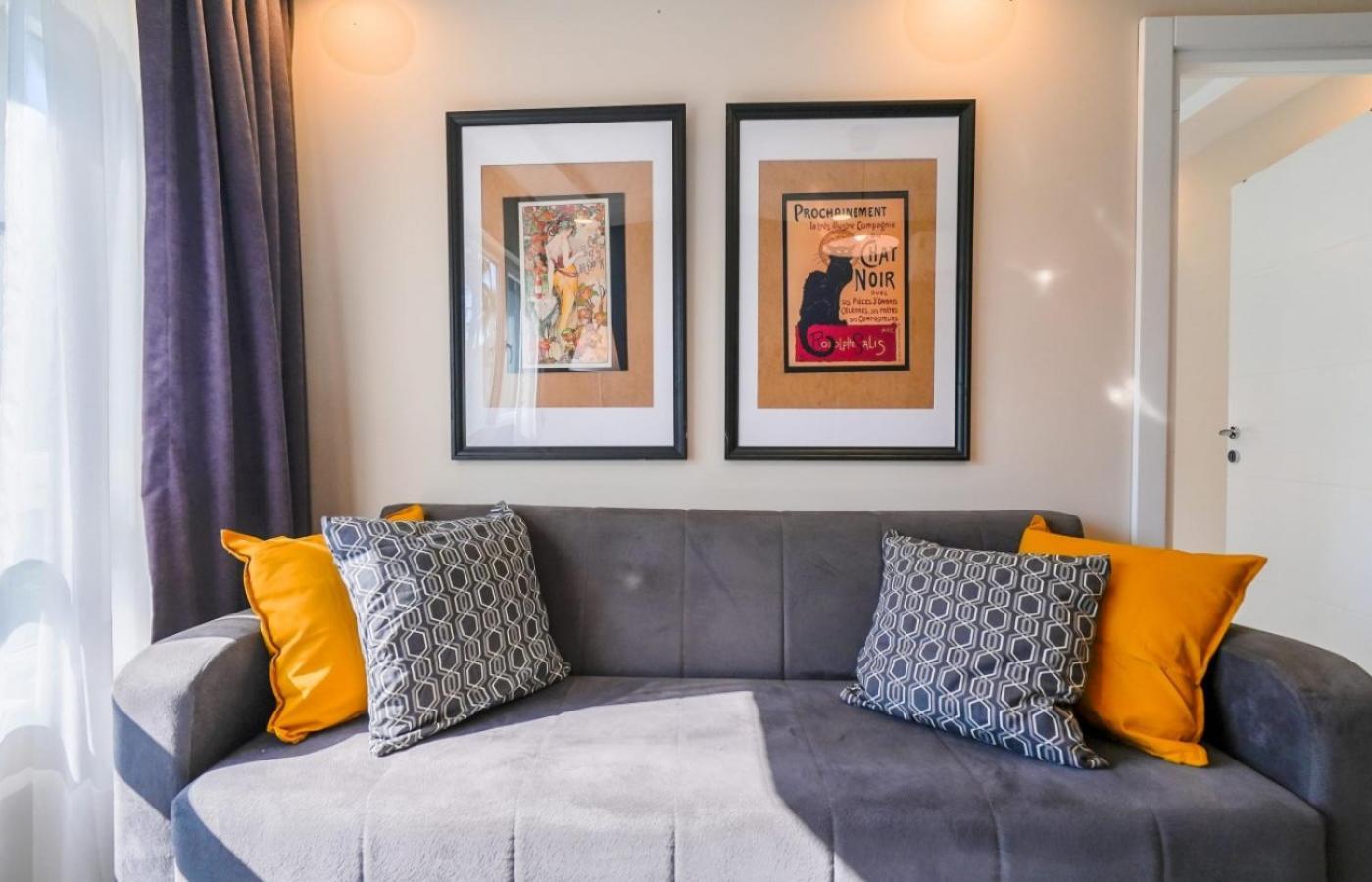 Modern Flat Near Hadrian's Gate Antalya