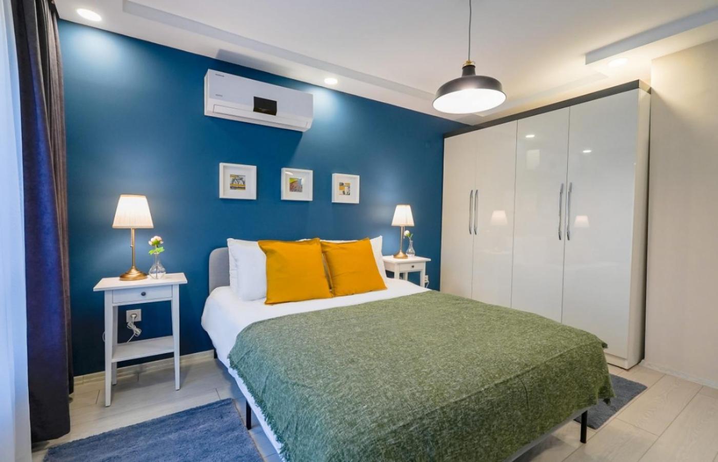 Modern Flat Near Hadrian's Gate Apartment Antalya