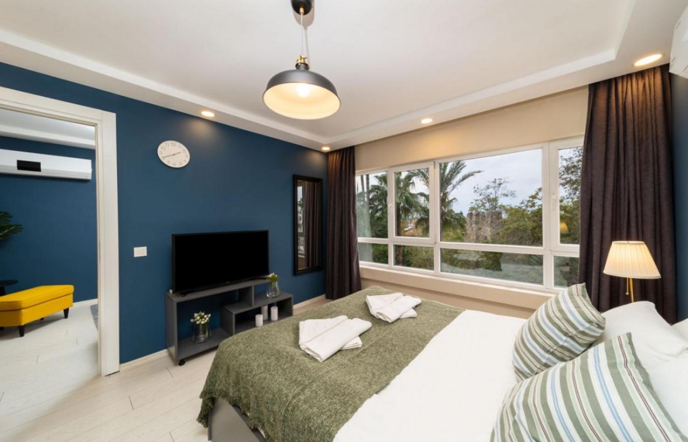 Lovely Flat Near Hadrians Gate Apartment