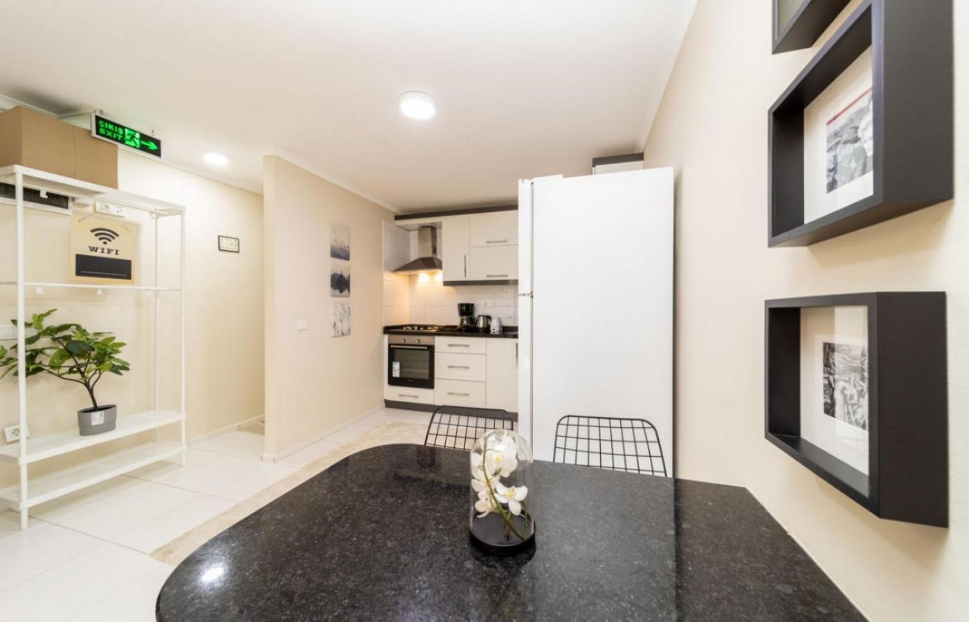 Lovely Flat Near Hadrians Gate * Antalya