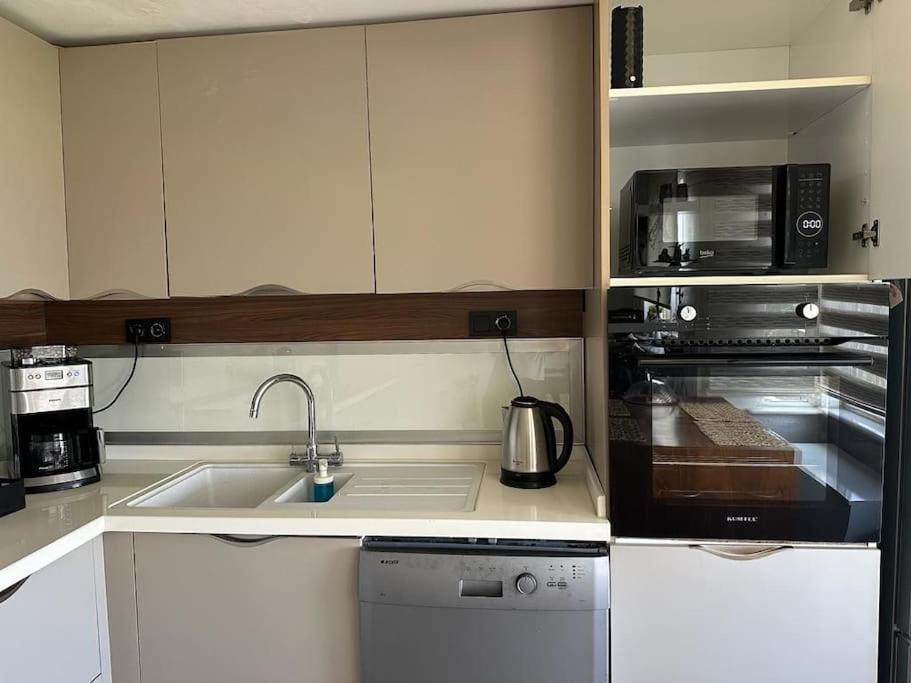 Villa 8 Kisilik Konforlu Ve Ferah Bir Antalya