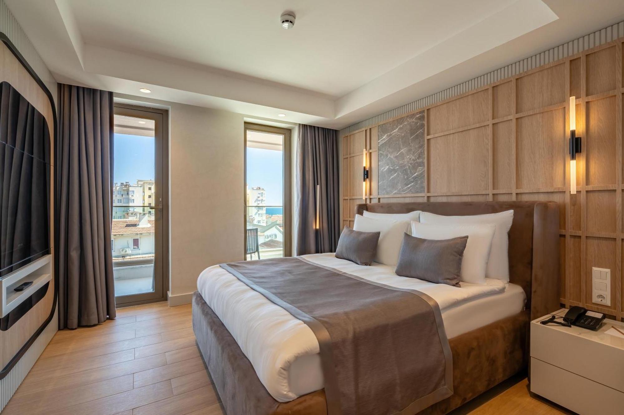 Awen Lara Hotel Antalya