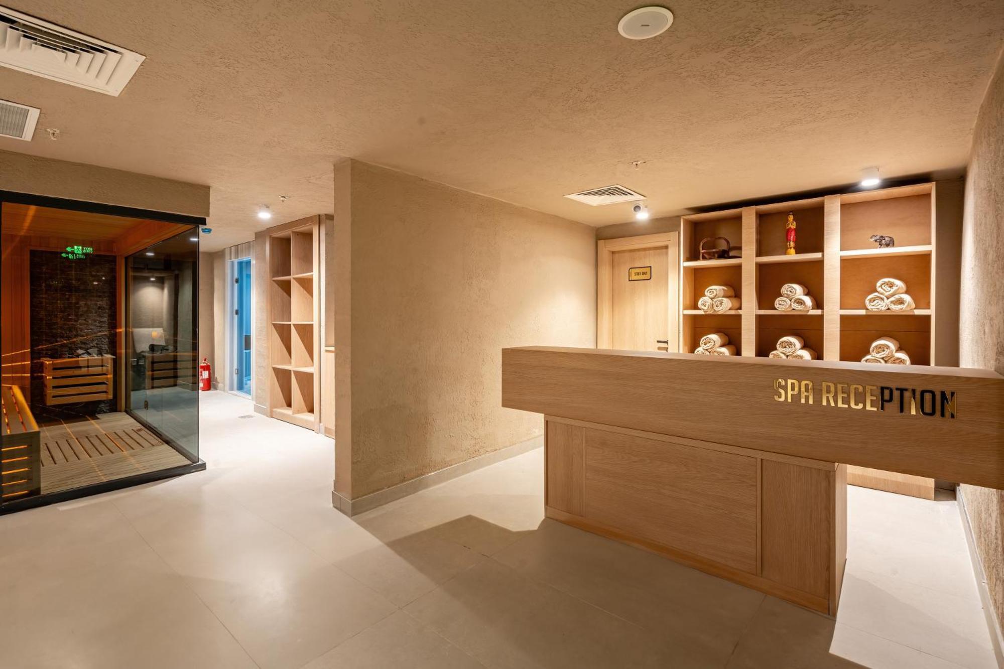 Awen Lara Hotel 3*