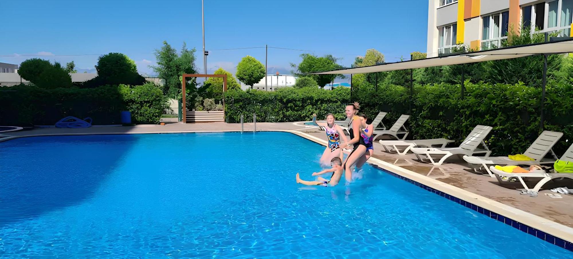 Sunshine Airport - Spa, Pool 88 Antalya